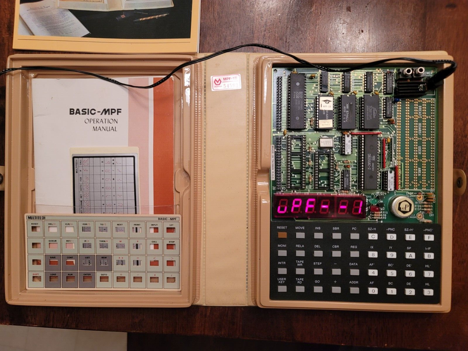1981 Vintage Computer Micro Professor MPF-I with 4kb BASIC Interpreter, Manuals