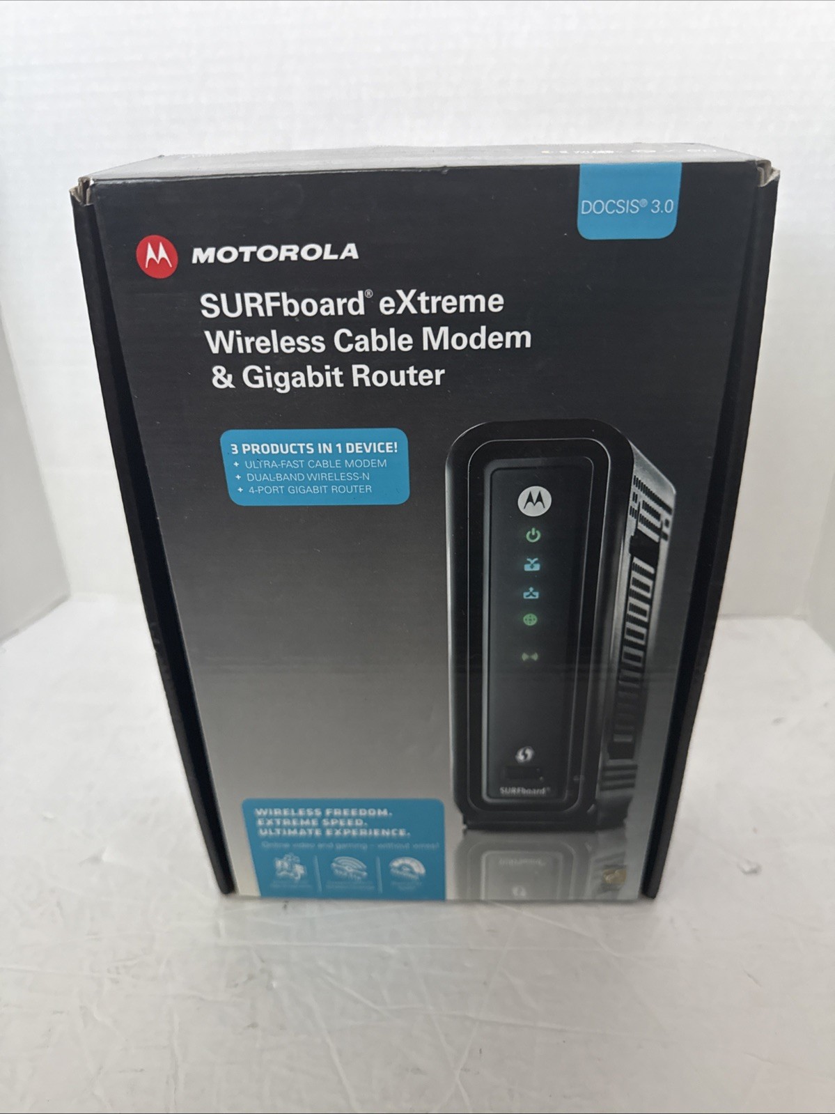 Motorola SURFboard eXtreme Wireless Modem & Gigabit Router (Model SBG6580) CIB