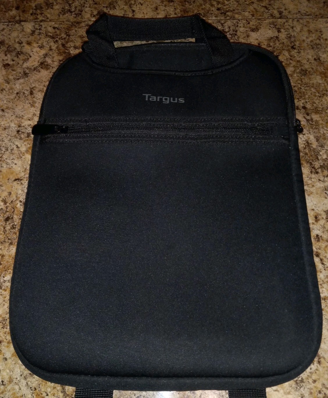 Targus Vertical Sleeve 12.1"-Laptop Case w/Hideaway Handles, F. Pocket-BLACK