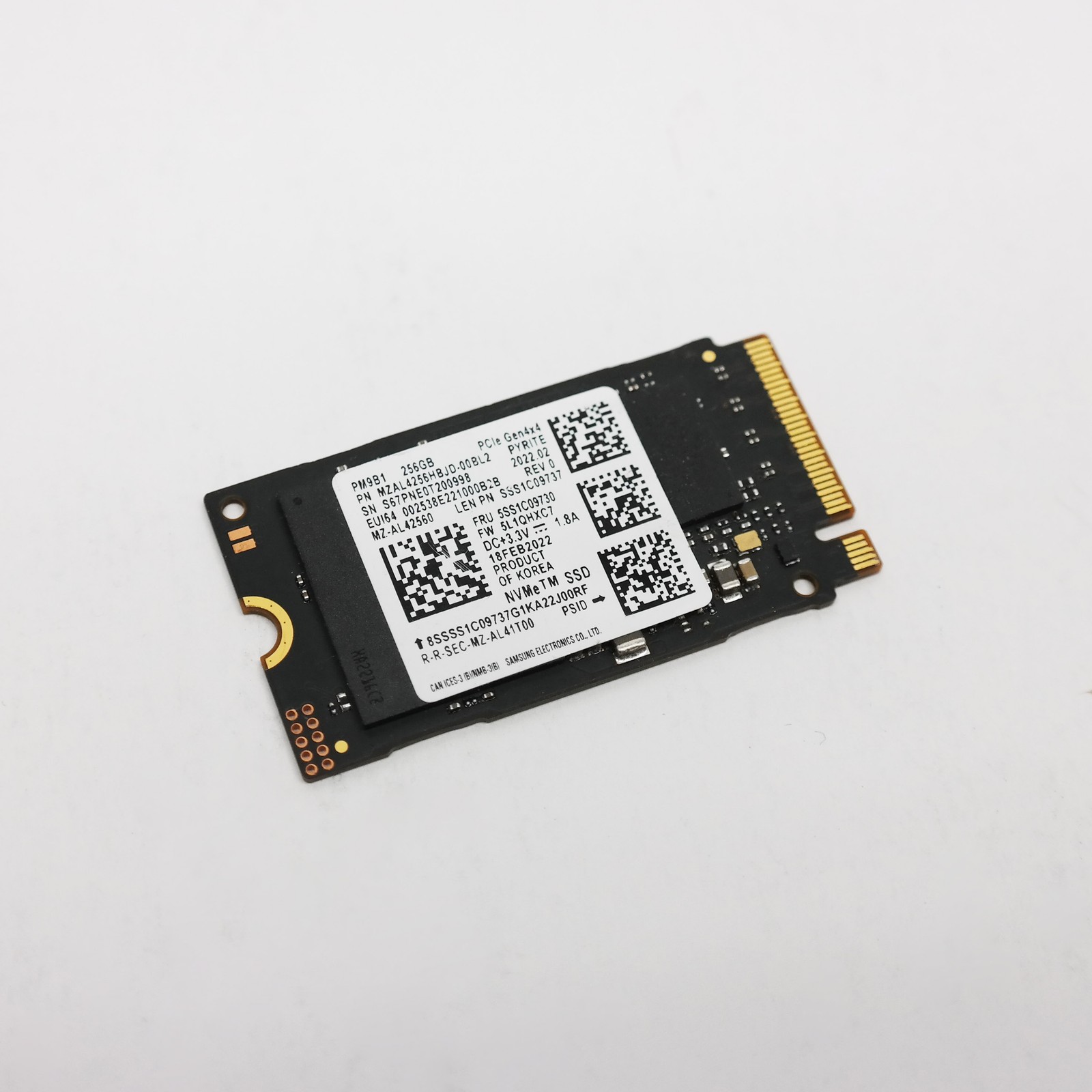Samsung PM9B1 256GB NVMe SSD PCIe 4.0 Gen4 MZ-AL42560