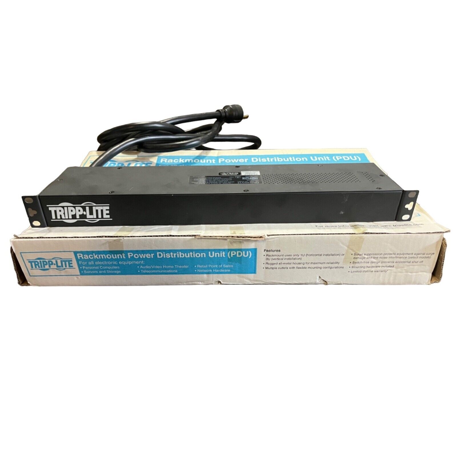 Tripp-Lite PDUH30HV19 5.8kW Single-Phase 4 C19 Outlets L6-30P Input 200-240V PDU