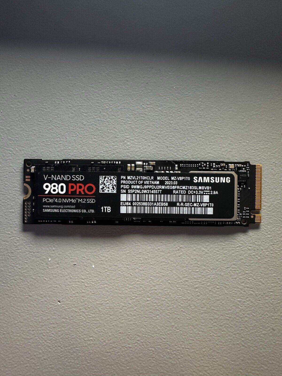 Samsung 980 PRO 1TB SSD, PCIe 4.0 x 4 M.2, M.2 2280 Internal Solid State...