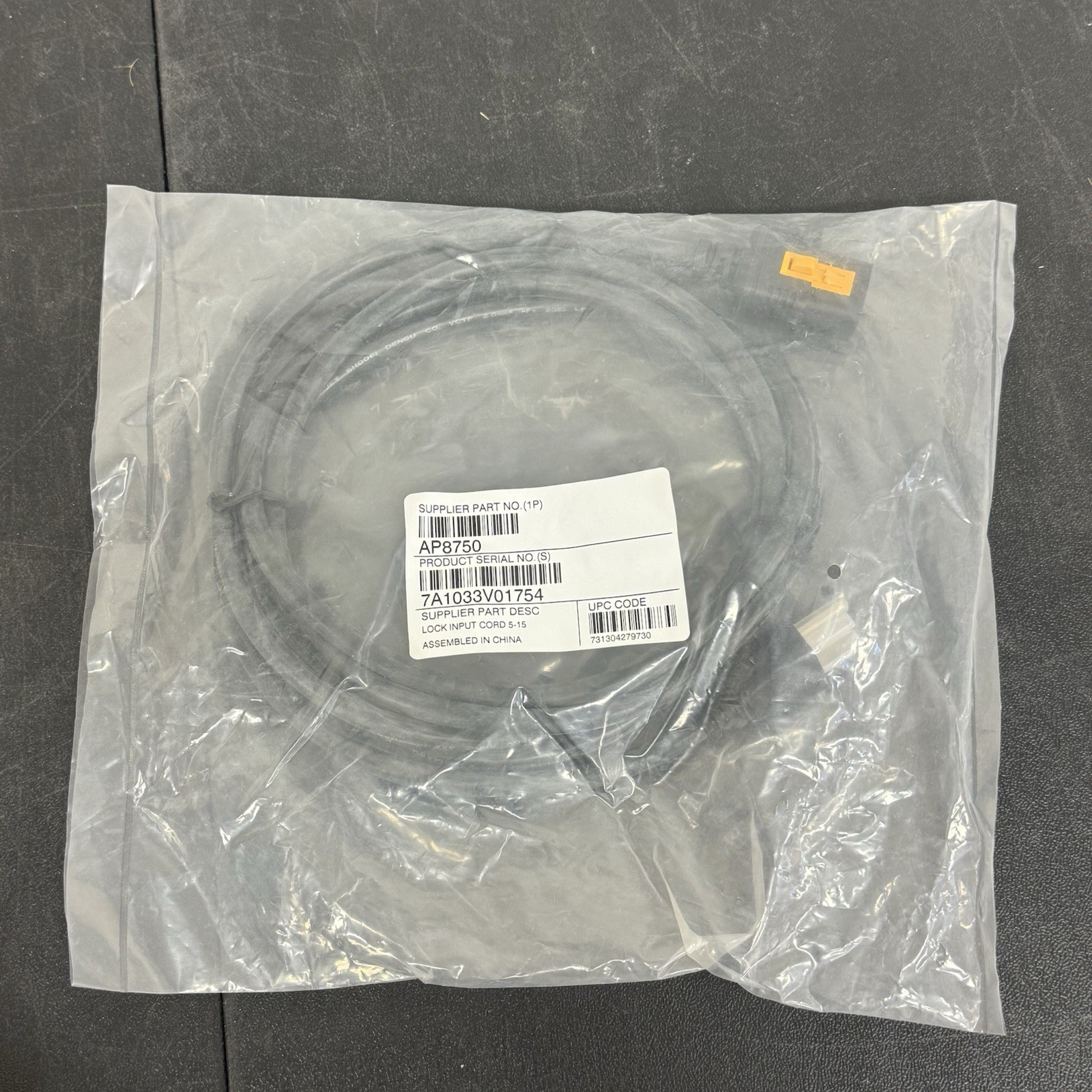 (QTY 1) APC Power Cord 5-15P, IEC C19, 10Ft, Lock Input Cord AP8750