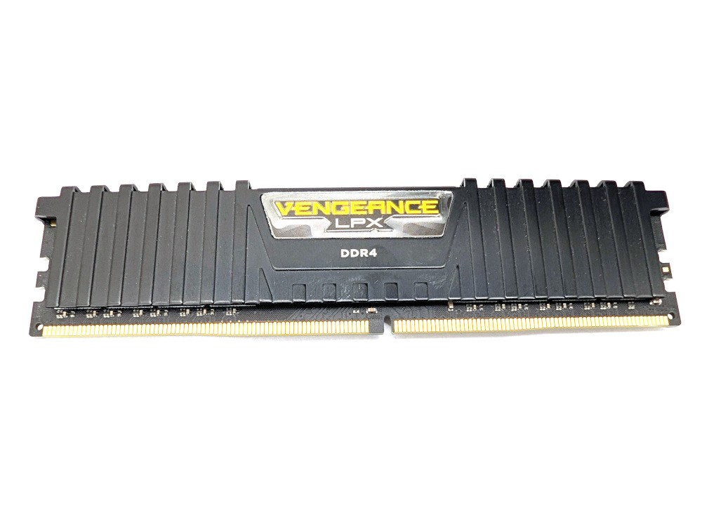 16GB Corsair Vengance CMK16GX4M1D3000C16 DDR4 3000MHz VER 3.41 Memory Memory