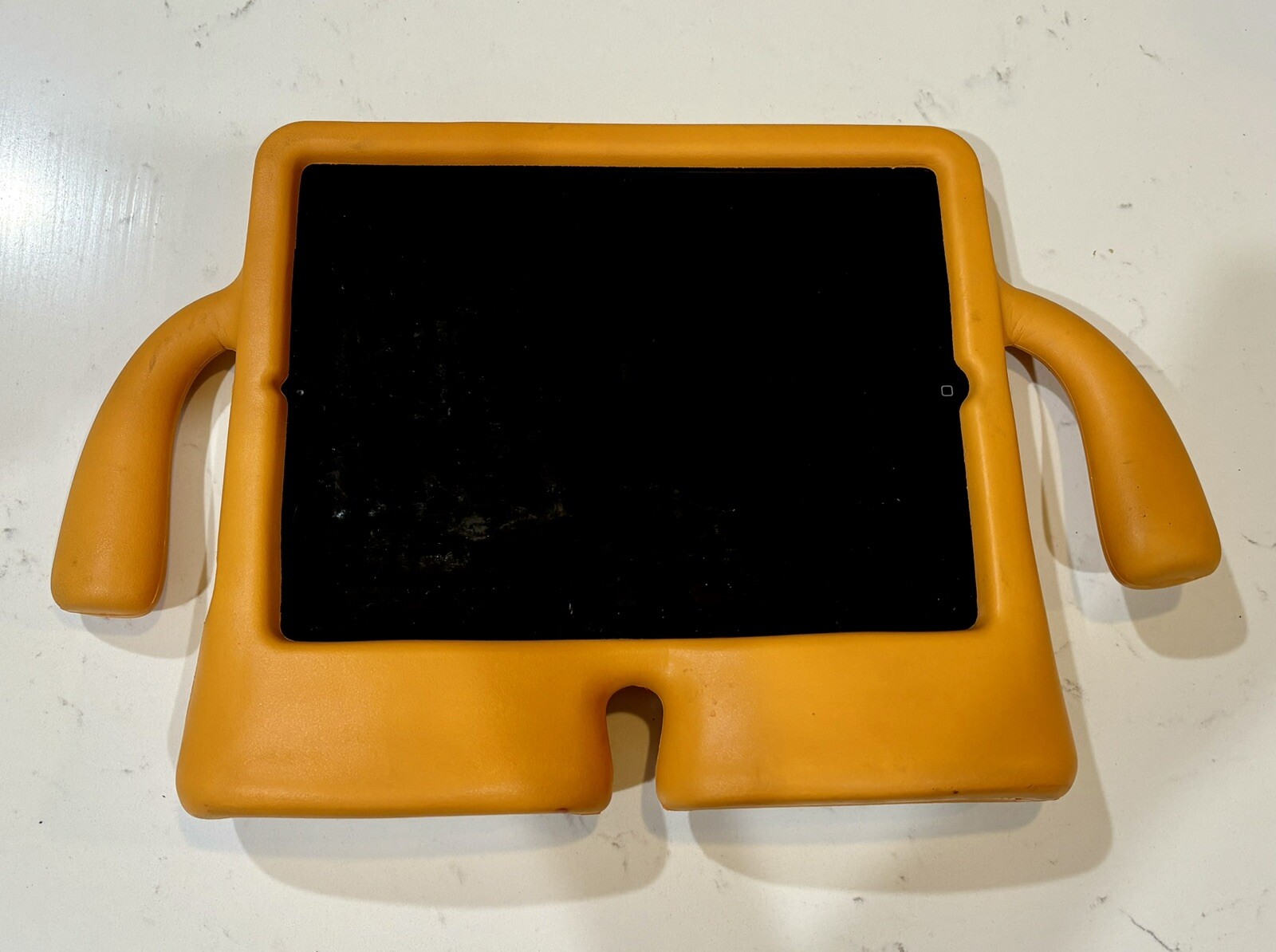 Speck iGuy iPad Case - Kid Friendly - Freestanding iPad 1, iPad 2, & 3rd Gen
