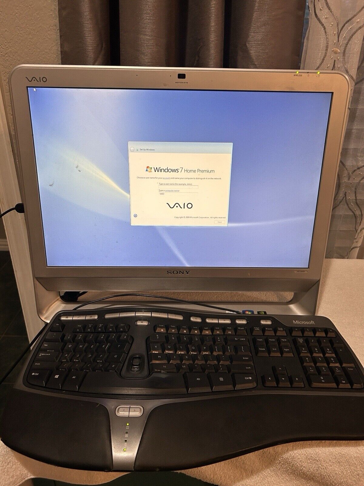 Sony VAIO All-In-One Desktop with Intel® Pentium® ProcessorModel:VGC-JS450F/S