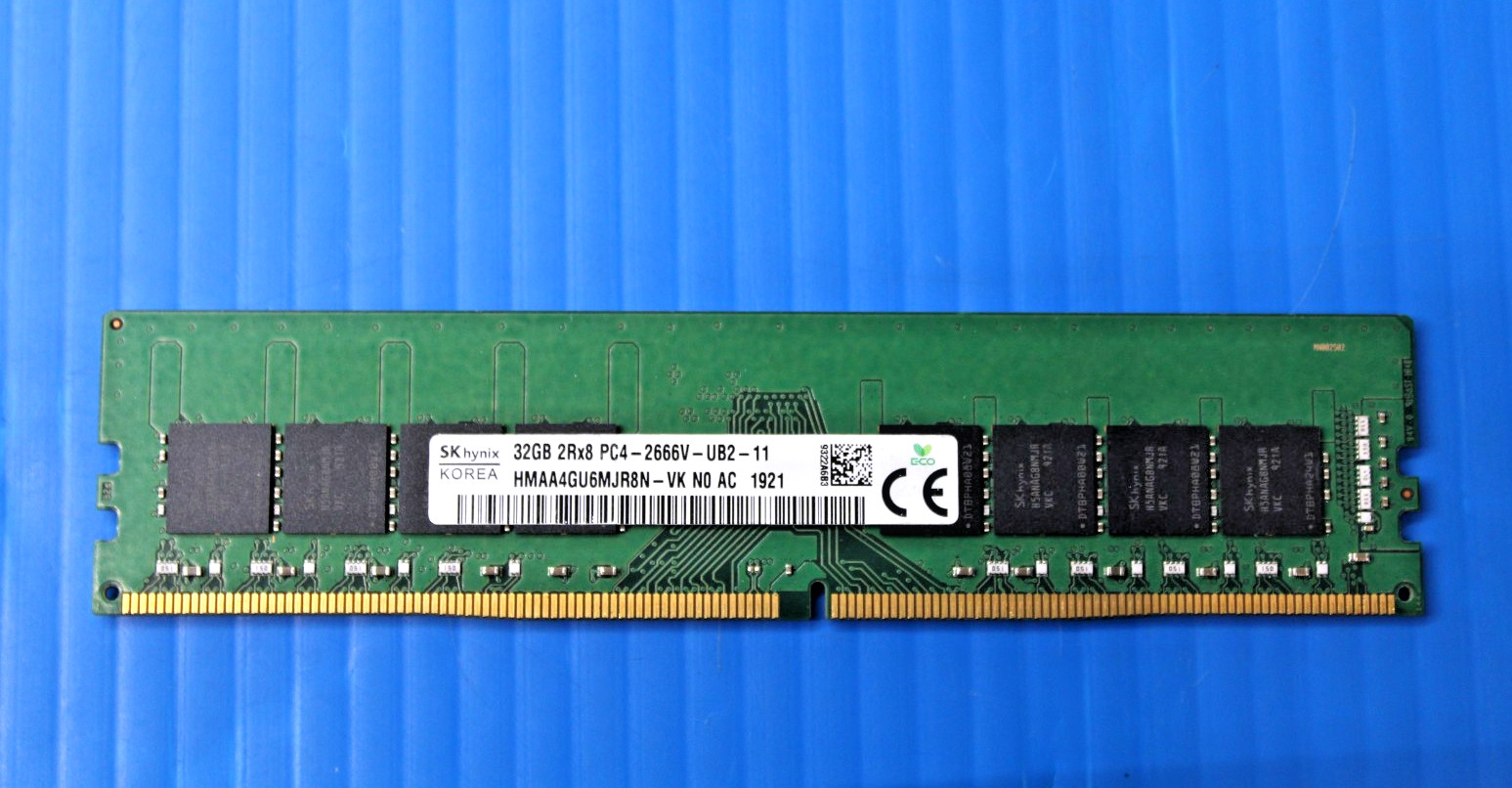 SK Hynix 32GB(1x32GB) 2Rx8 PC4-2666V UDIMM Desktop Memory HMAA4GU6MJR8N-VK T9-A3