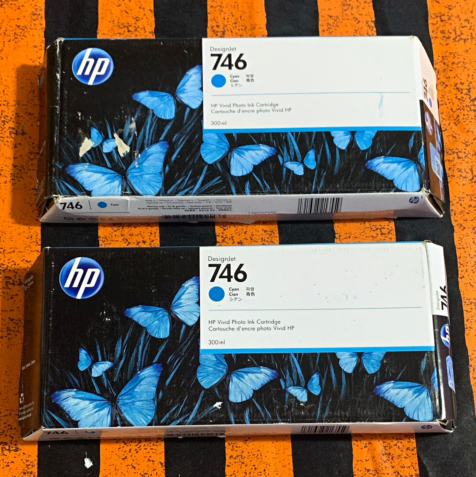 HP DesignJet 746 Cyan Genuine/Original Ink Cartridge 300ml P2V80A for Z6 Z9