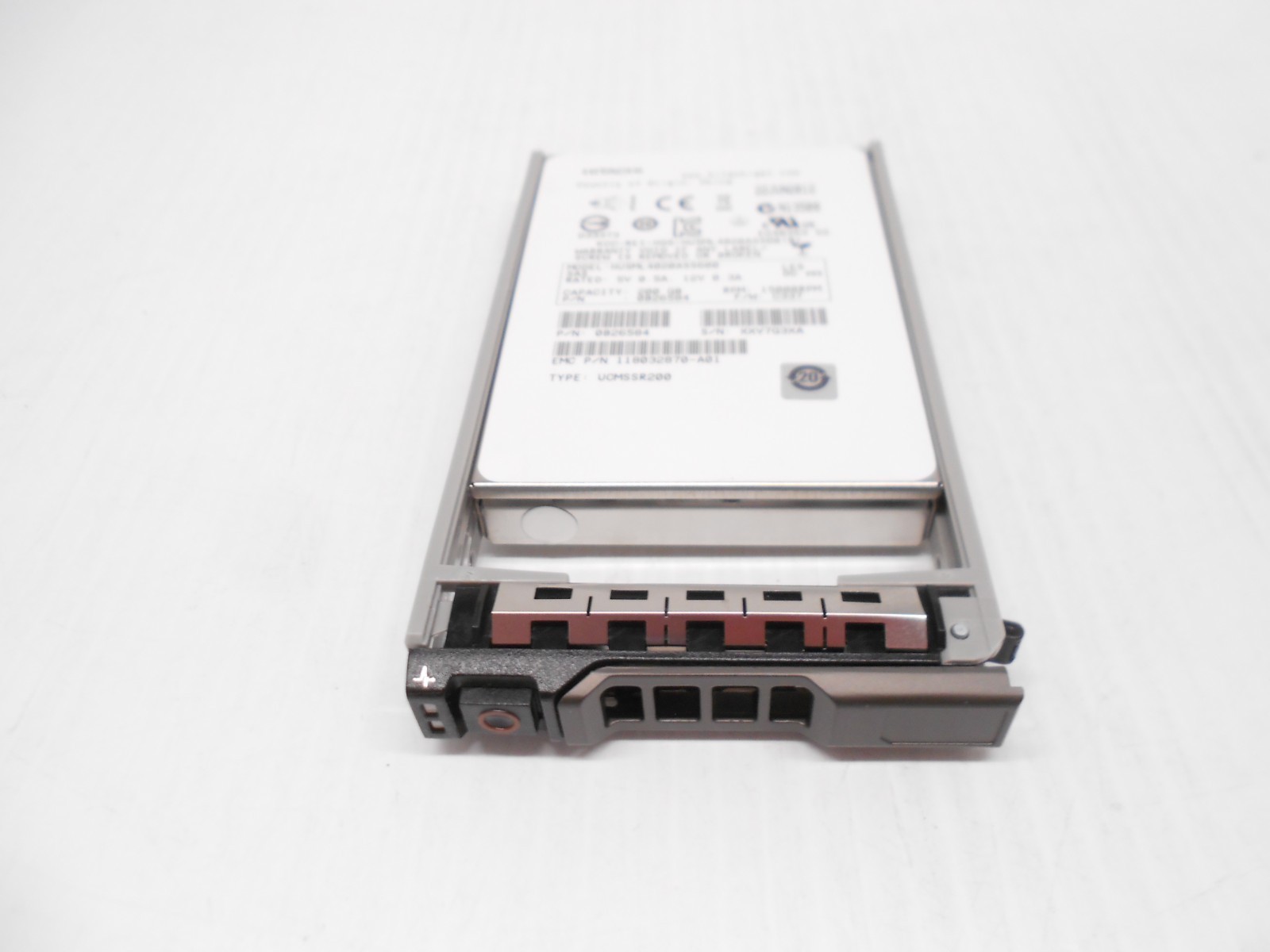 HGST 200GB SSD SAS 6G 2.5" HARD DRIVE FITS DELL SERVER R610 R620 R710 R720 R730