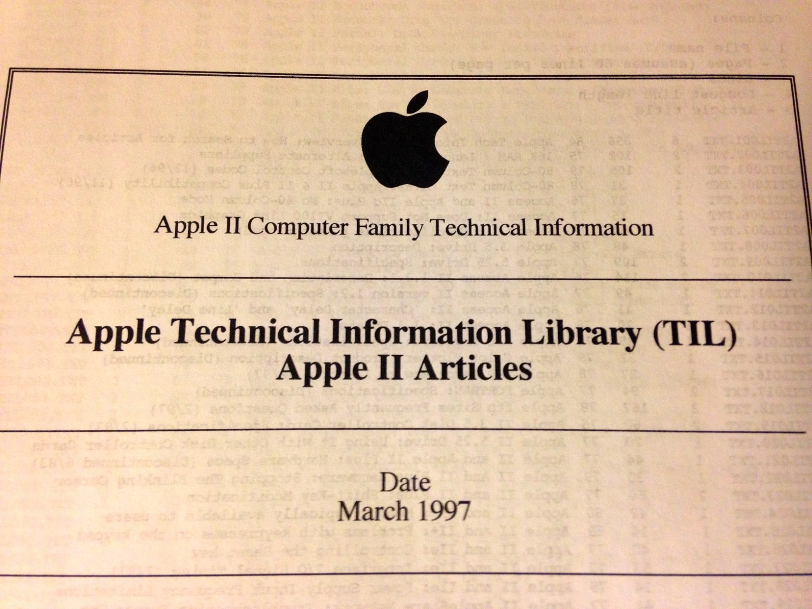 Apple II / Apple Technical Information Library 681 pages