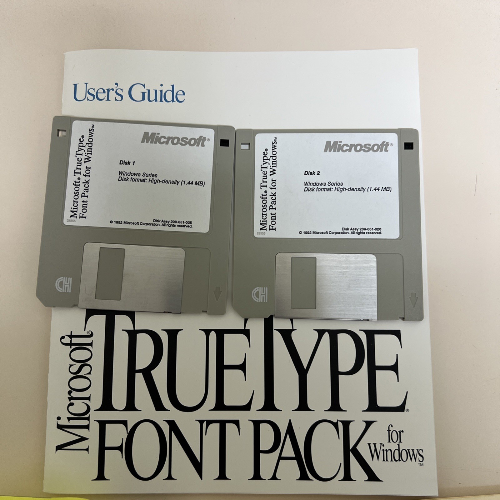 Microsoft TrueType Font Pack Windows 3.1 3.5” Floppy Disk + Manual Complete 1992