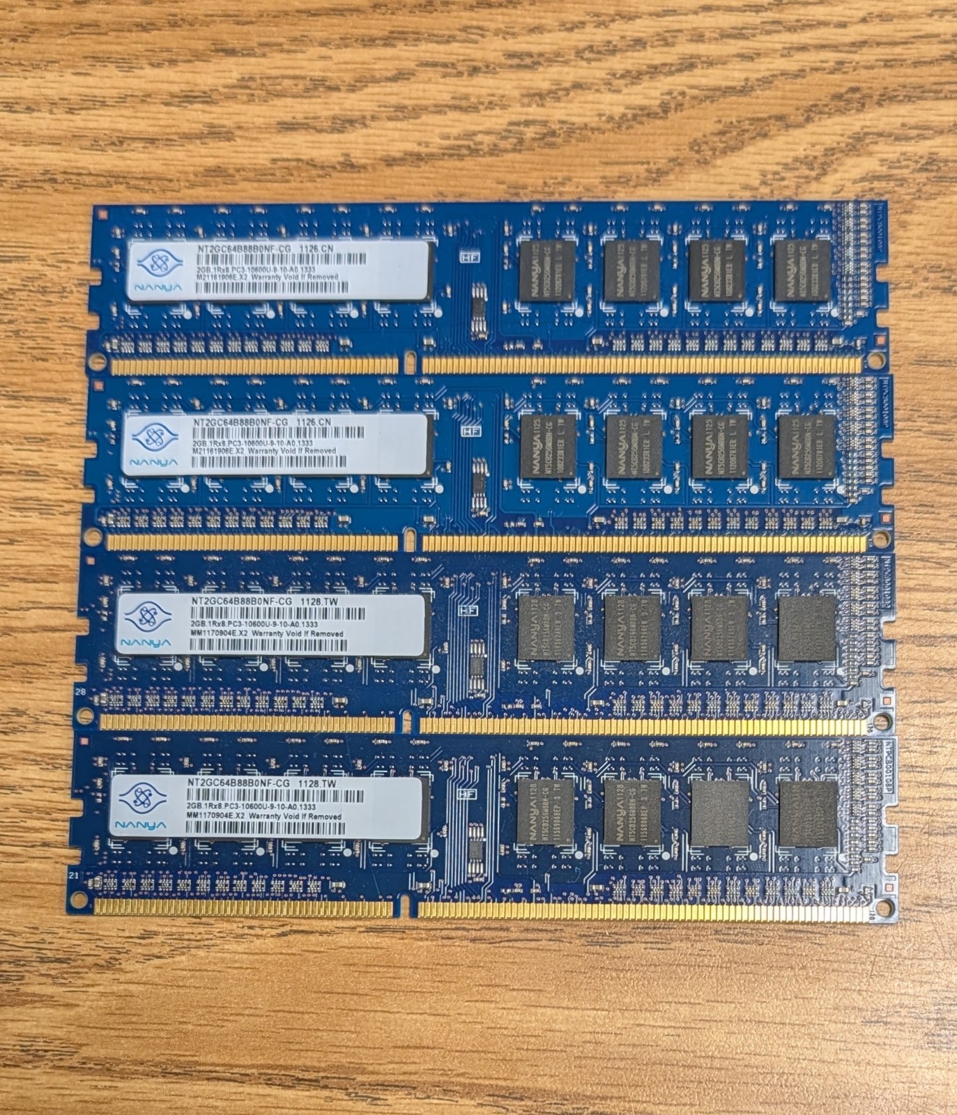 Nanya 8GB (4x2GB) DDR3 DIMM PC3-10600U 240-Pin RAM NT2GC64B88B0NF-CG
