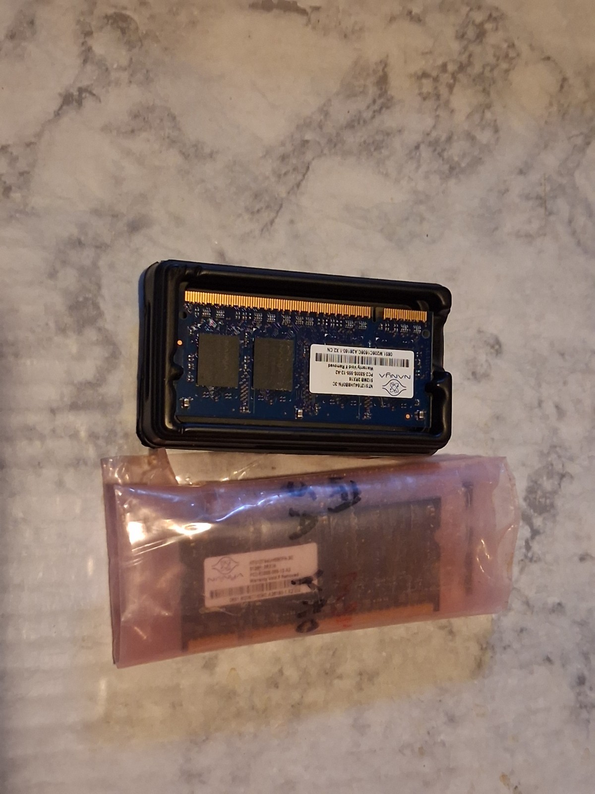 NT512T64UH8B0FN-3C GENUINE OEM NANYA LAPTOP MEMORY 512MB PC2530055512A2 Lot Of 5