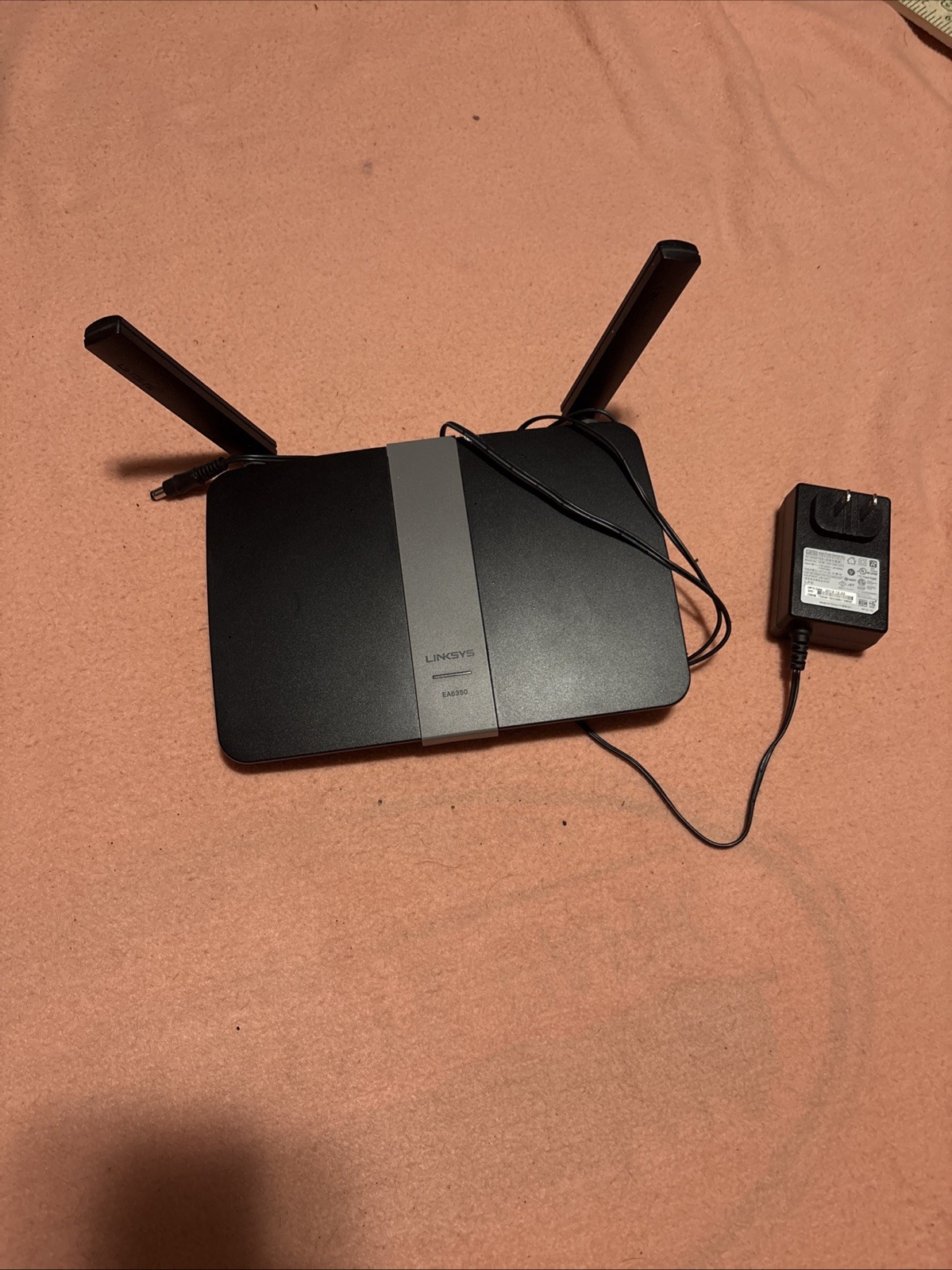 Linksys EA6350 Dual Band WiFi Router - AC1200 - 1.2 Gbps - 5.0 and 2.4 Ghz