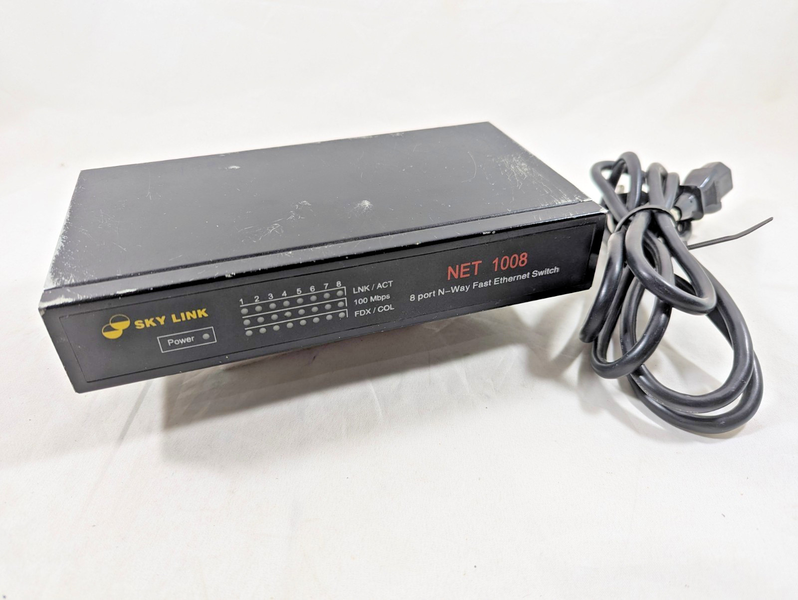 SKY LINK NET 1008 8-PORT N-WAY FAST ETHERNET SWITCH W/POWER CABLE