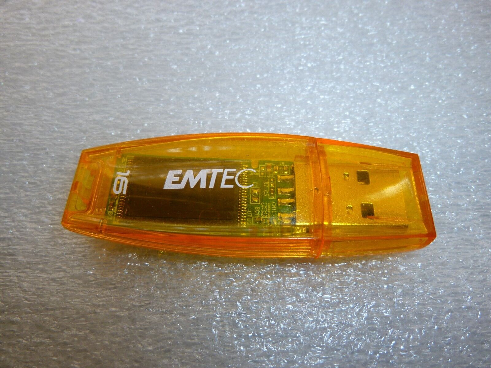 EMTEC USB 2.0 16GB Flash Drive