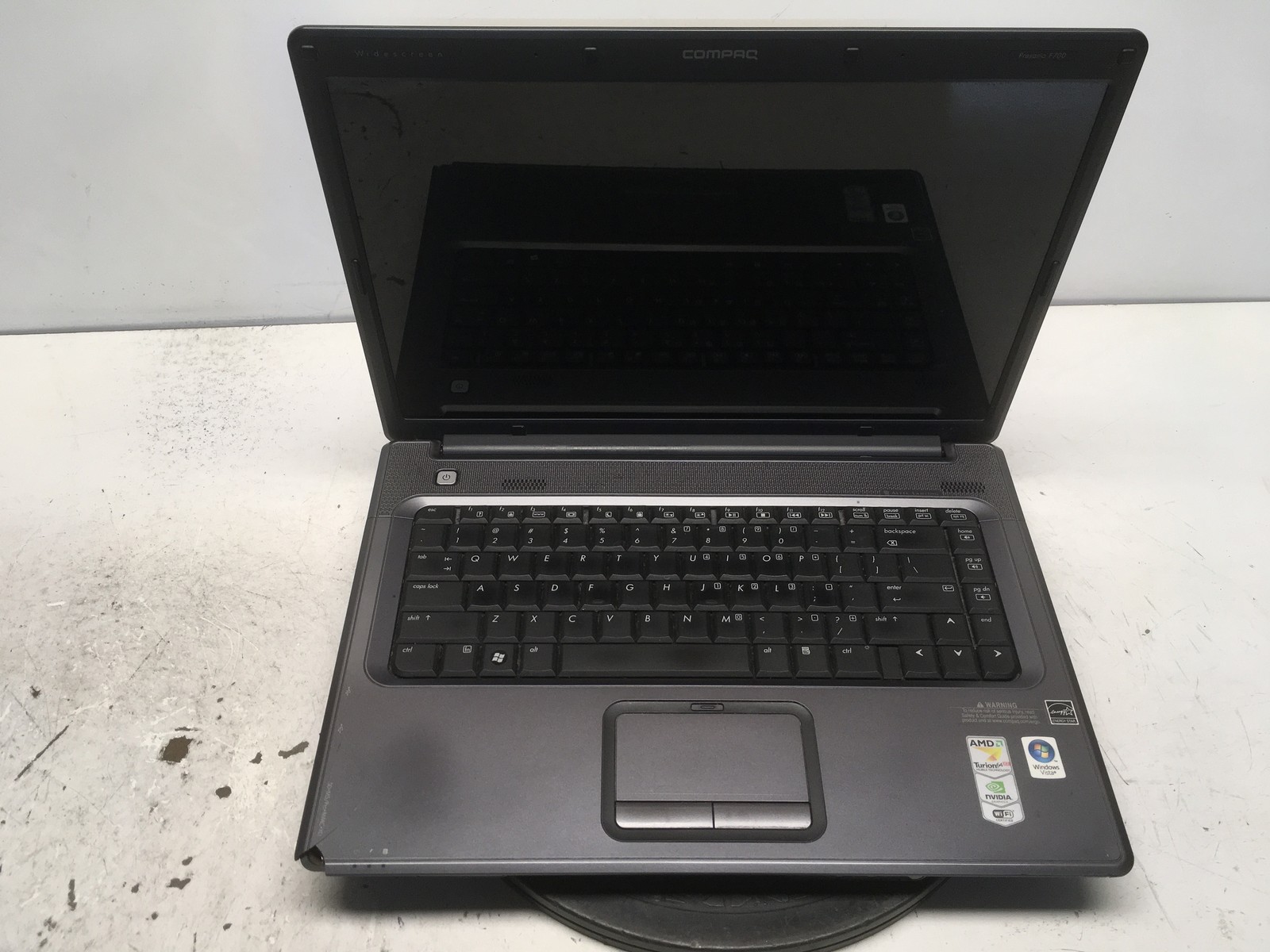 Compaq Presario F756NR AMD Turion 64 X2 TL-58 1900MHz 2 GB NO HDD / Batt