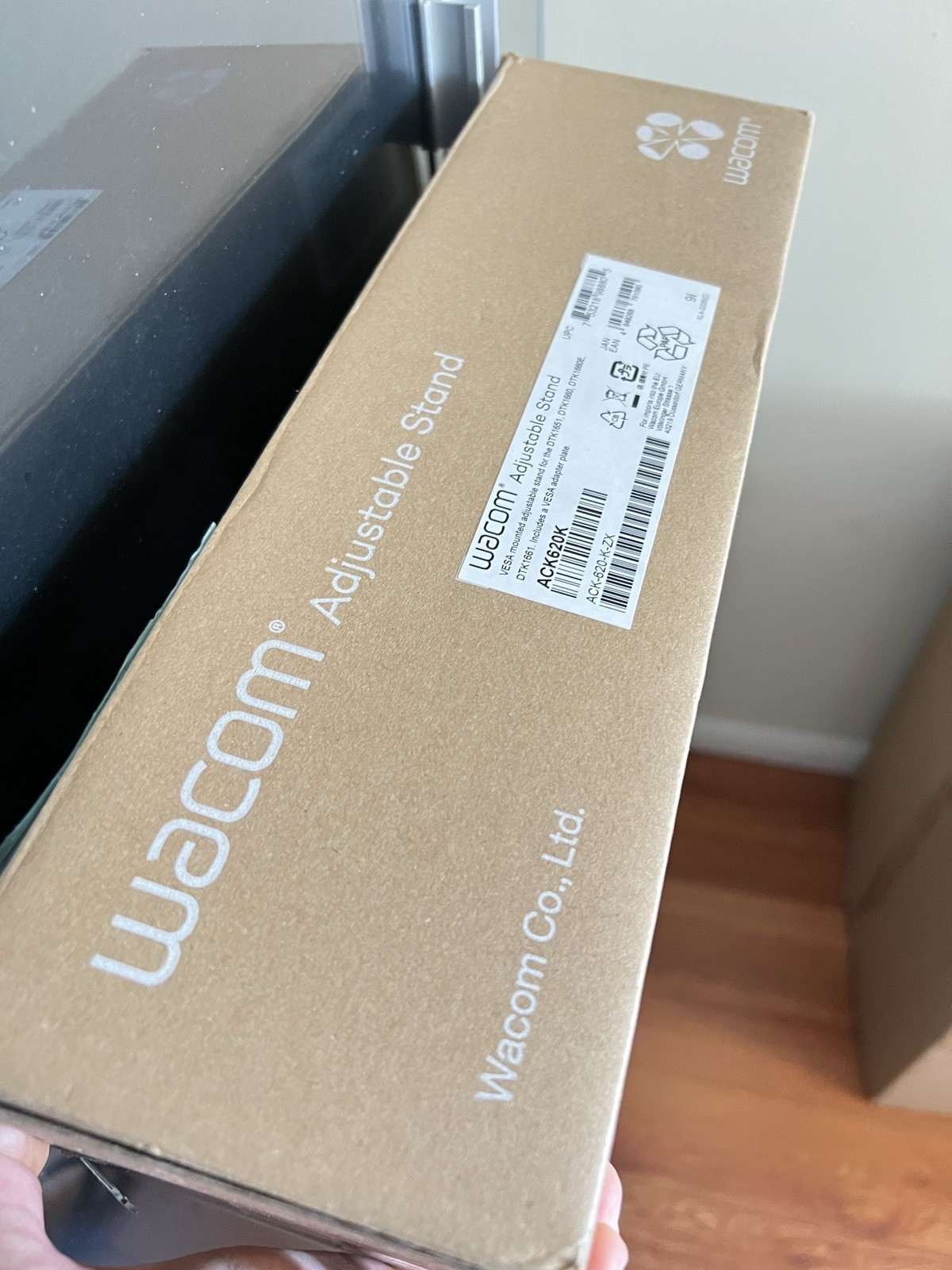 Wacom Adjustable Stand for Cintiq 22 (ack639kz)