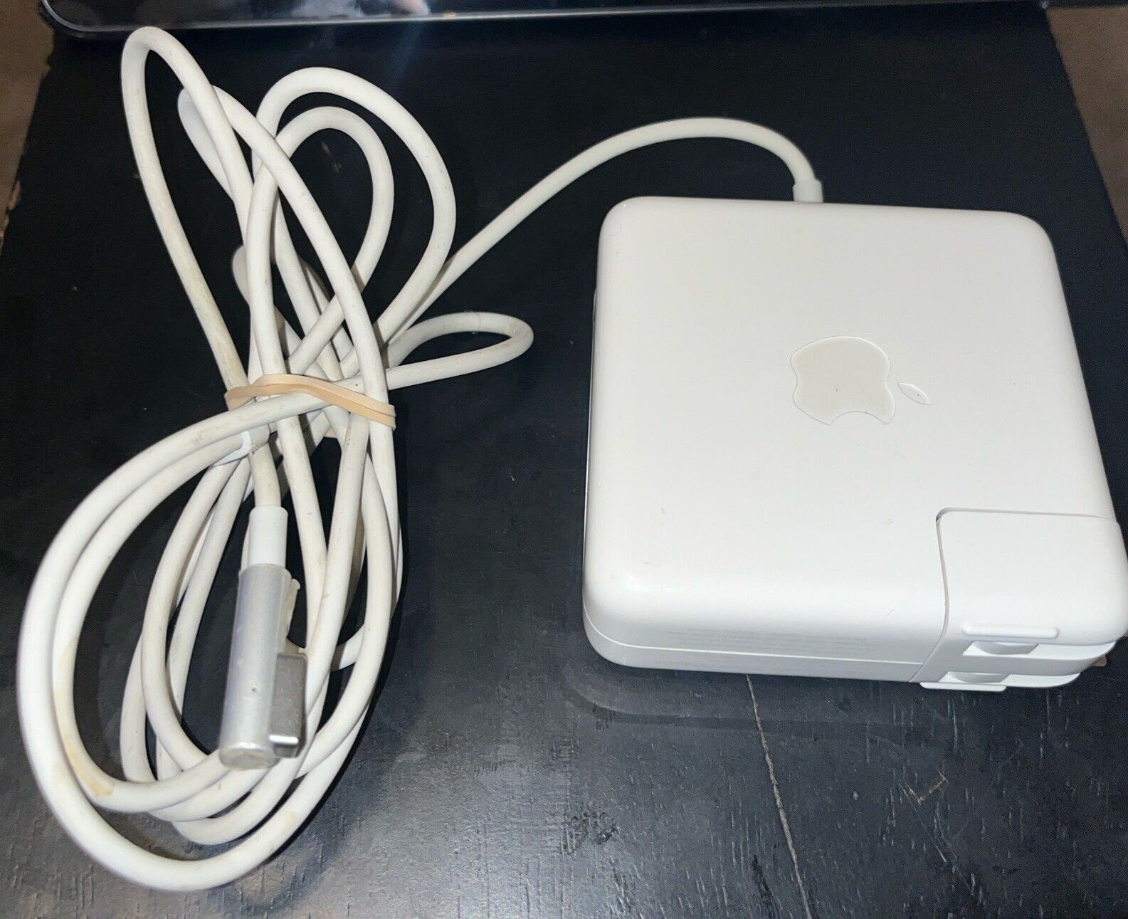 MacBook Pro 85W L-Tip MagSafe Power Adapter Charger 85 Watt MS1 Apple A1343 