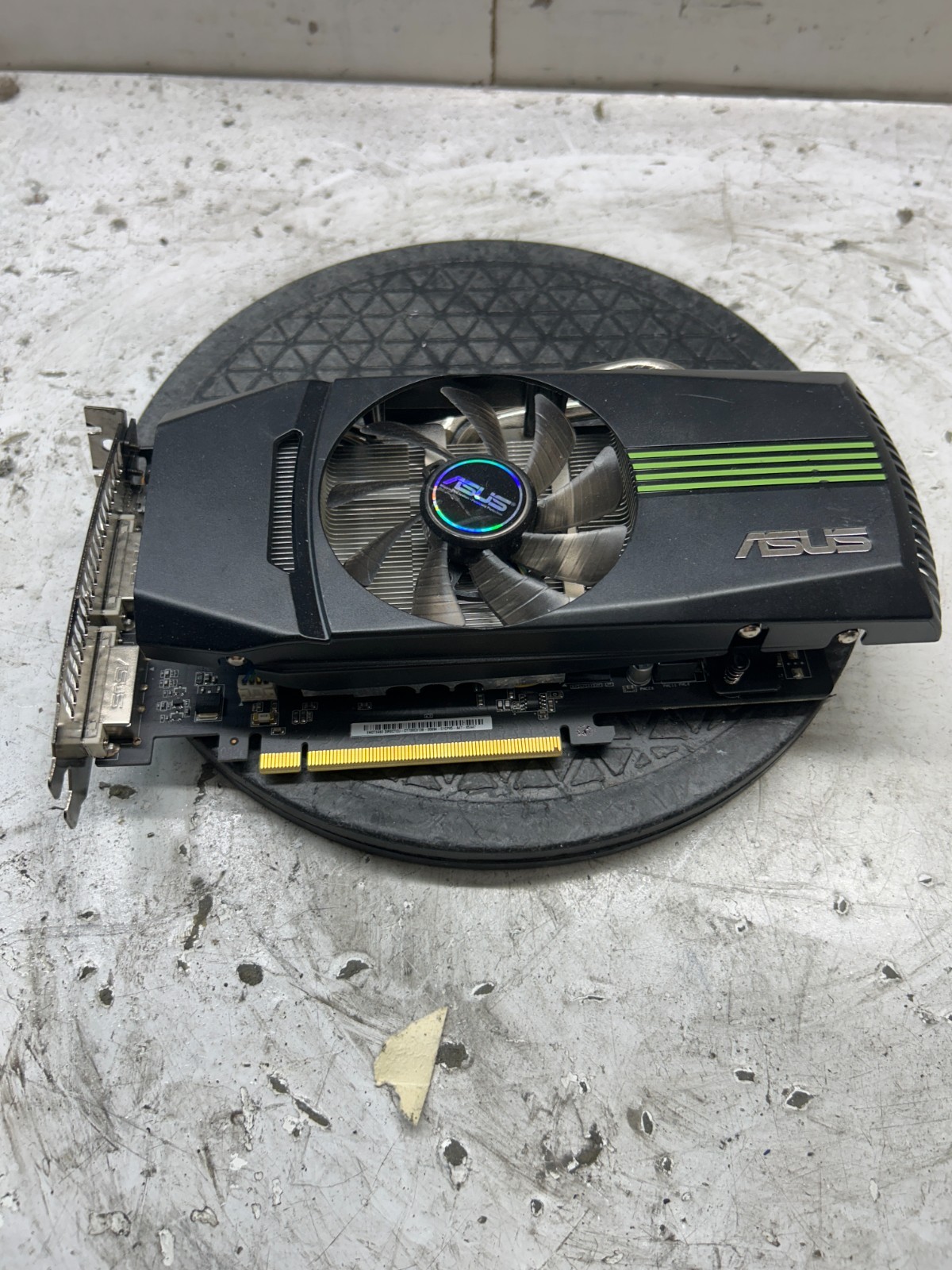 ASUS Nvidia GeForce GTX 460