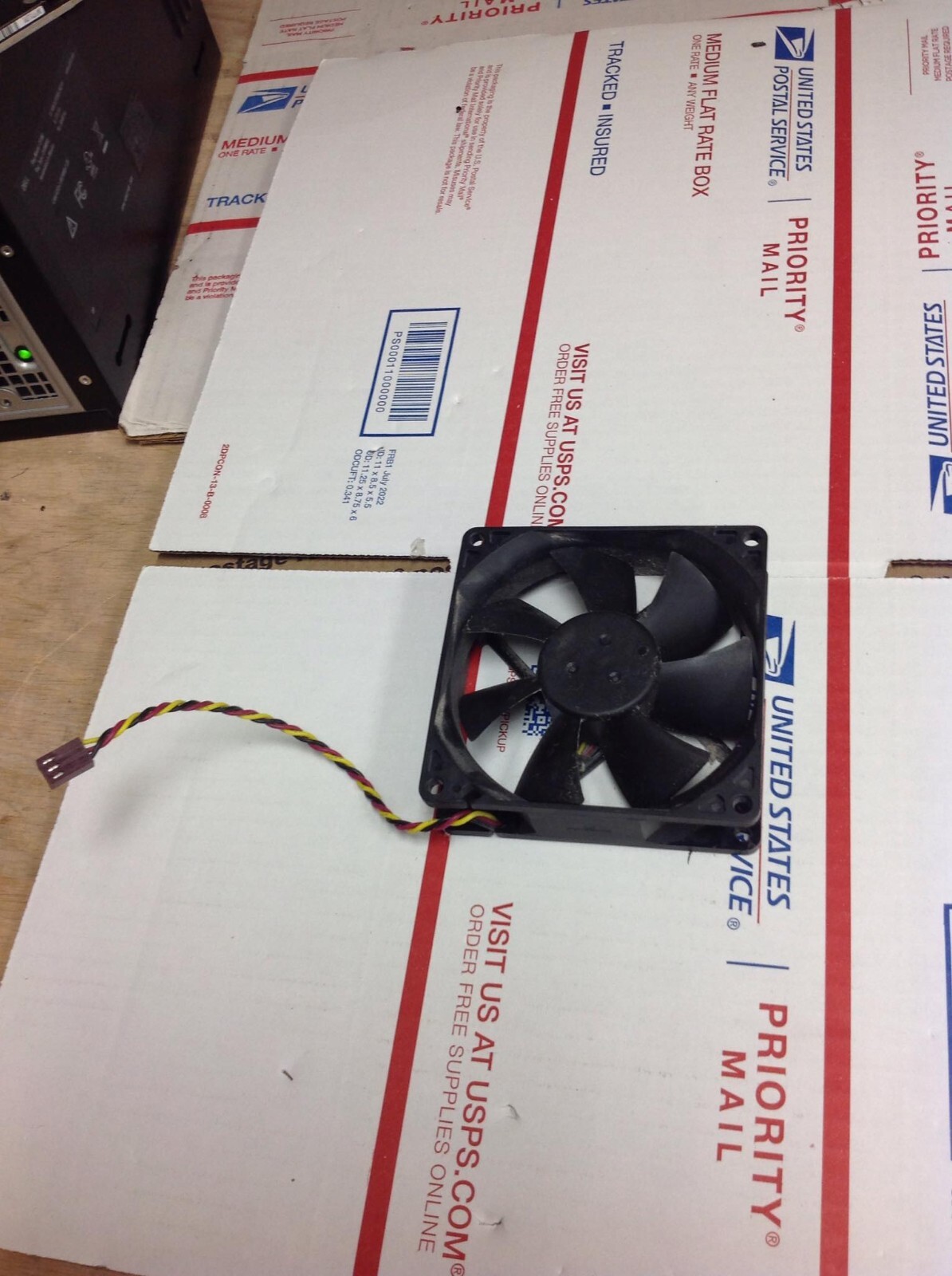 FOXCONN PVA092G12M 90*90*25MM 12V 0.24A 3Pin Cooling Fan