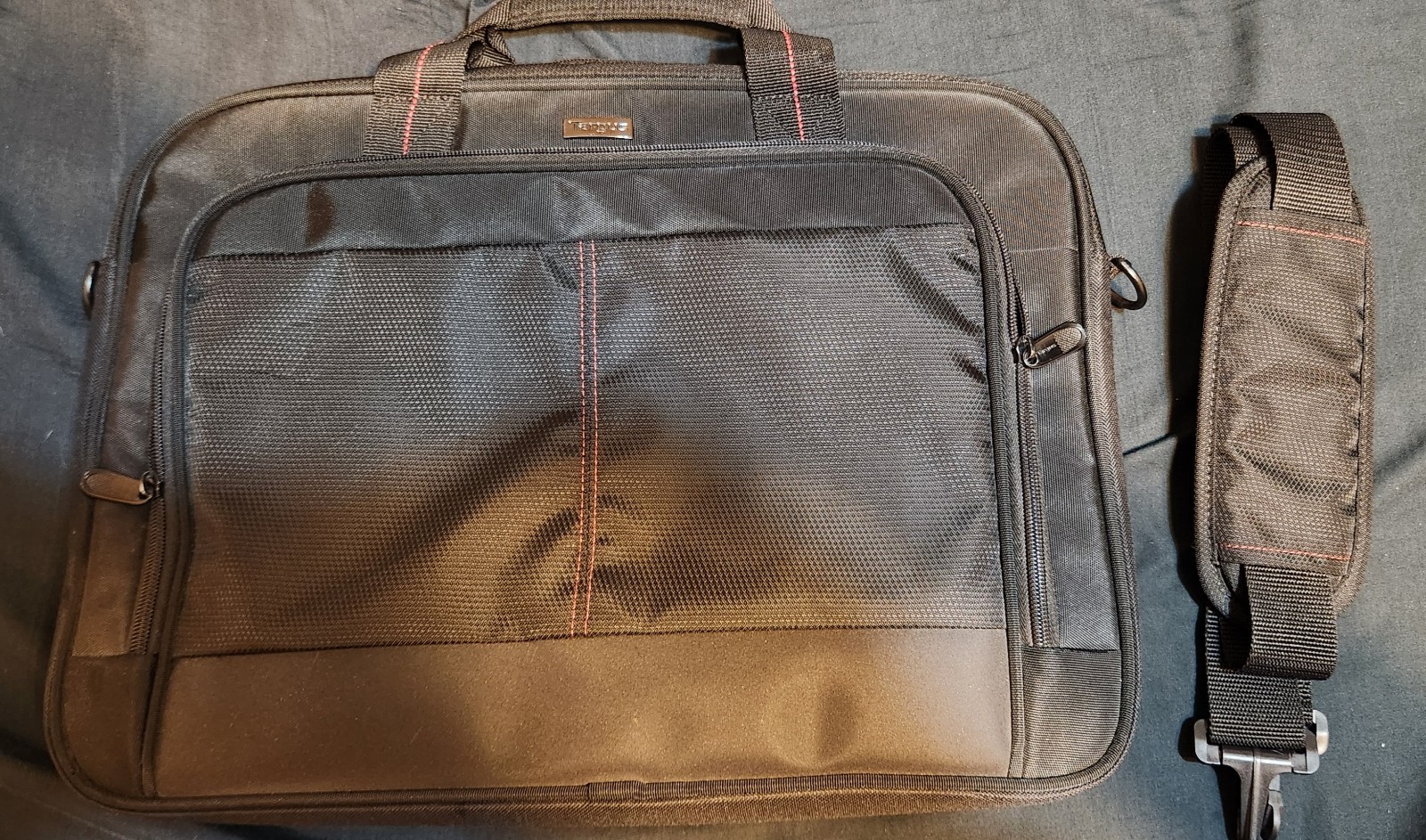 Targus 15-16 inch Polyester Laptop Bag W Shoulder Strap