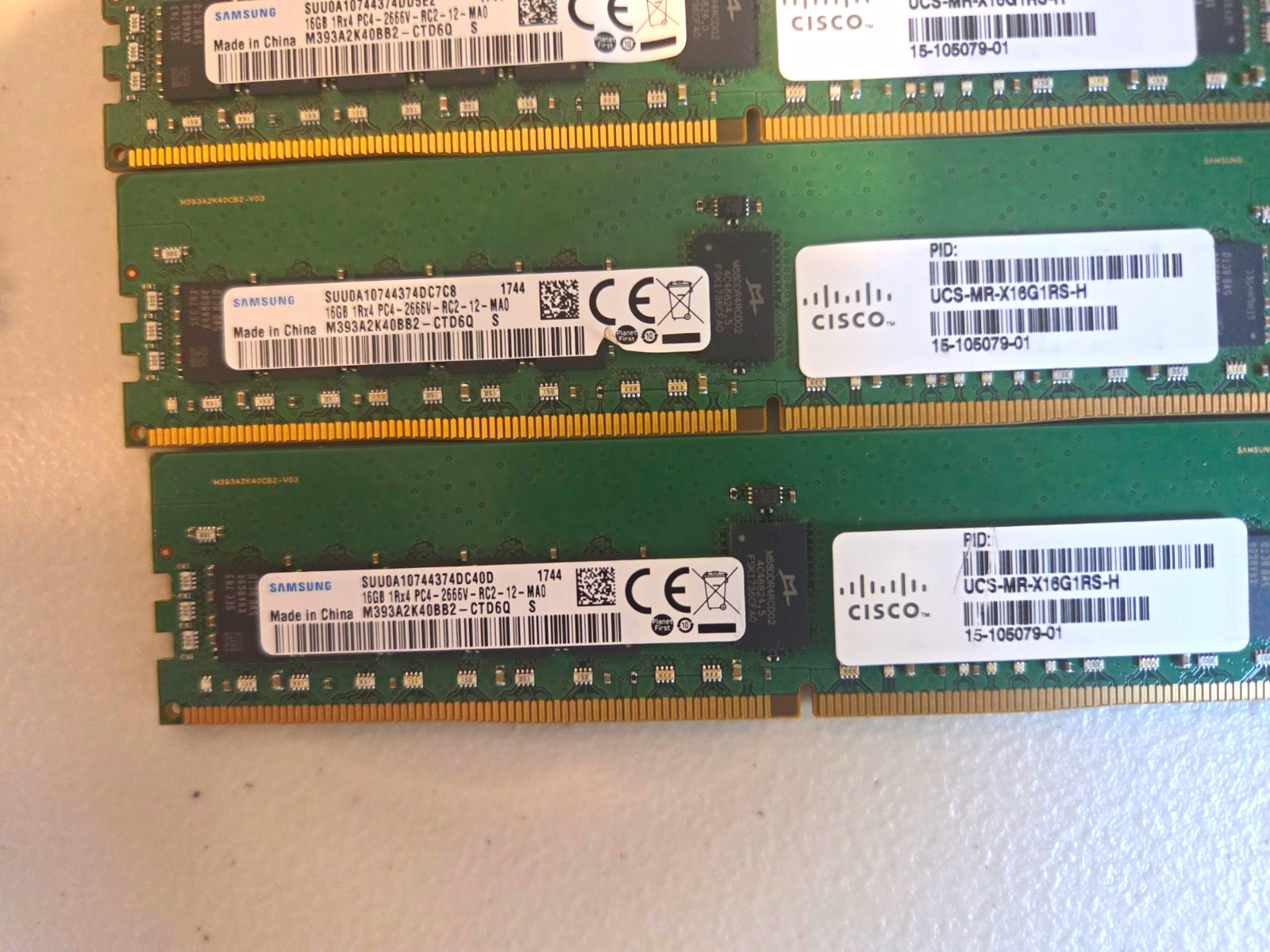 Samsung 128GB (8 x 16GB) DDR4-2666 ECC RDIMM M393A2K40BB2-CTD6Q