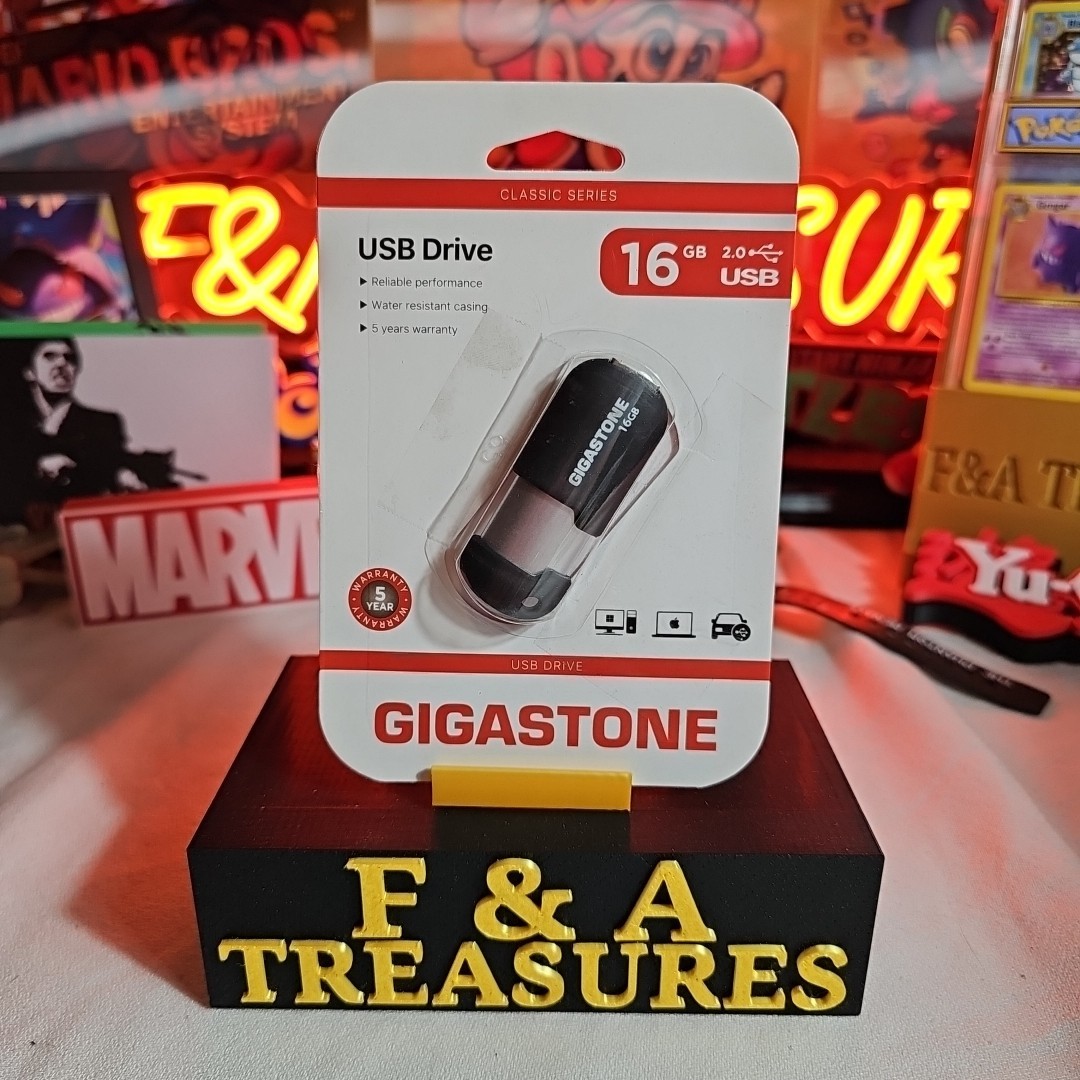 Gigastone Classic Series GS-Z16GCNBL-R 16 GB 2.0 USB Drive 