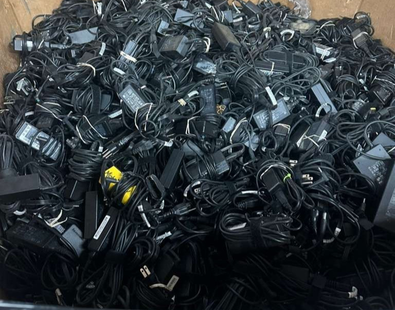 LOT of 50 Genuine HP 45W BLUE TIP AC Adapter Charger 19.5V  w/ Power Cord Tested