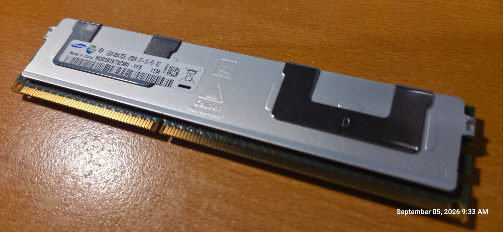 IX - [Samsung] M393B2K70CM0-YF8 16GB PC3-8500 DDR3-1066Mt/s 4RX4 RDIMM ECC