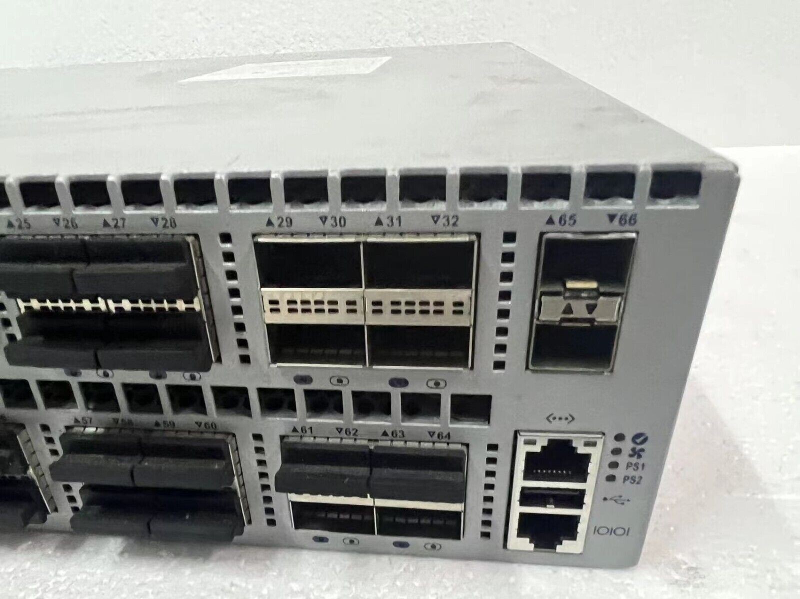 Arista 7260QX-64, 64x40G QSFP+ & 2xSFP  (For Parts Only)