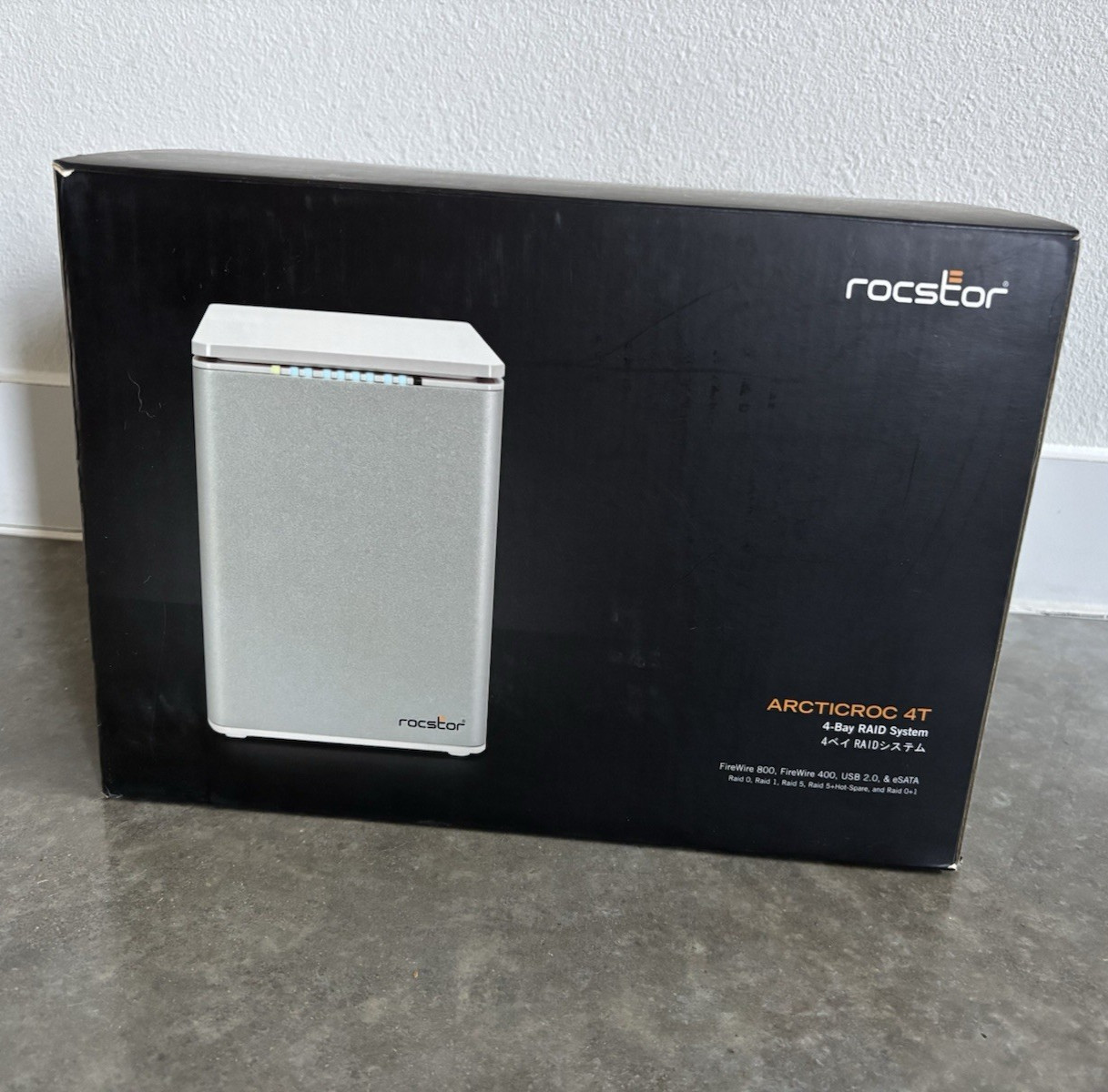 Rocstor ARCTICROC 4T 4TB 1 x USB 2.0 1 x eSATA 1 x FireWire 400 RAID Mini Tower