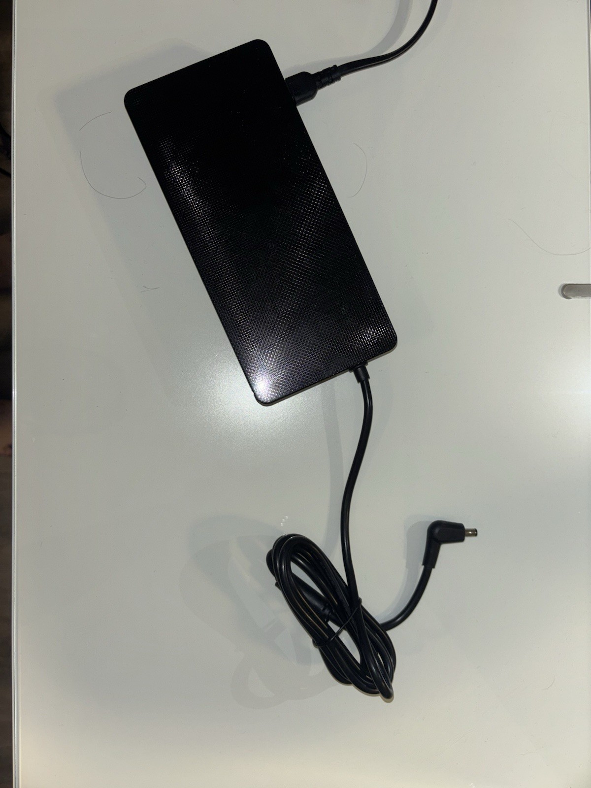Genuine Samsung Monitor AC Power Adapter A22020 BPN 20V 11A 220W Black