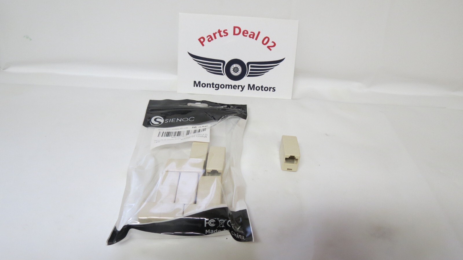 New Open Box Lot  17 Genuine Sienoc RJ-45 Coupler Ethernet OC-1030x20-US Cat 5e