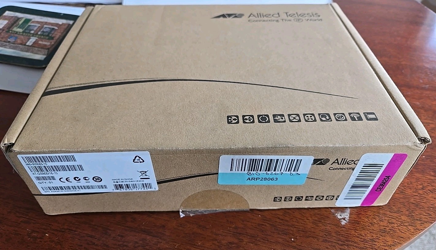 Allied Telesis 16 Port Unmanaged Network Switch Gigabit 1000Mbps AT-GS900/16-10