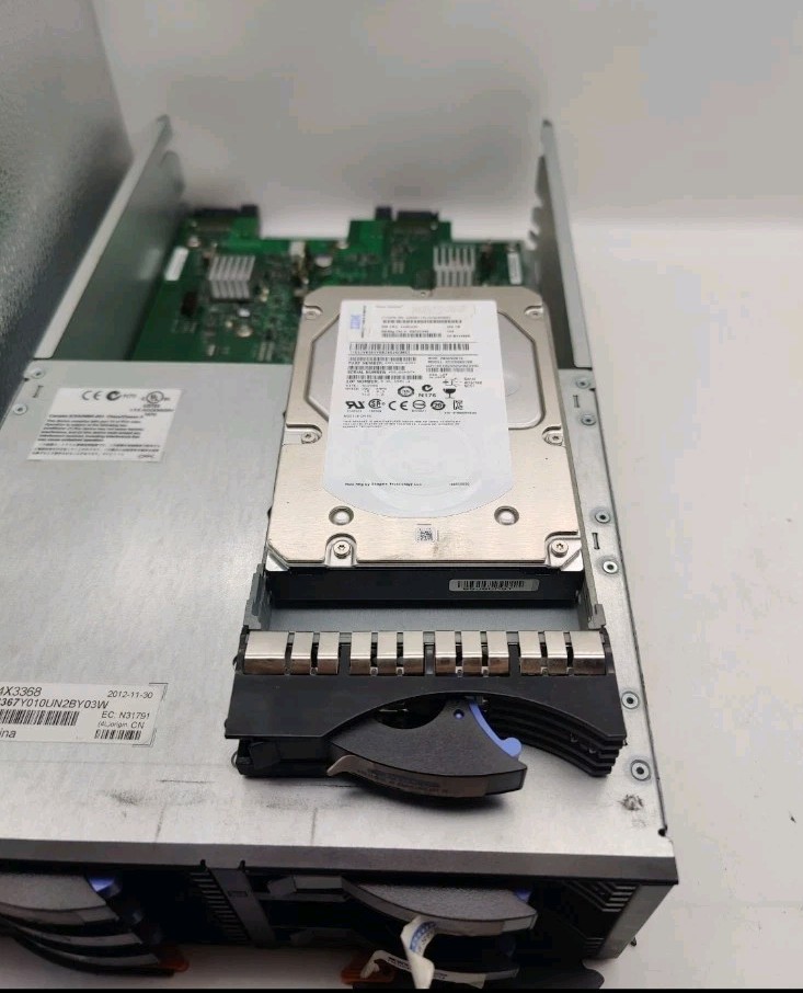 IBM 49Y1856 49Y1860 49Y1859 300GB 15K SAS 3.5" Hard Drive 9FL066-039 ST3300657SS