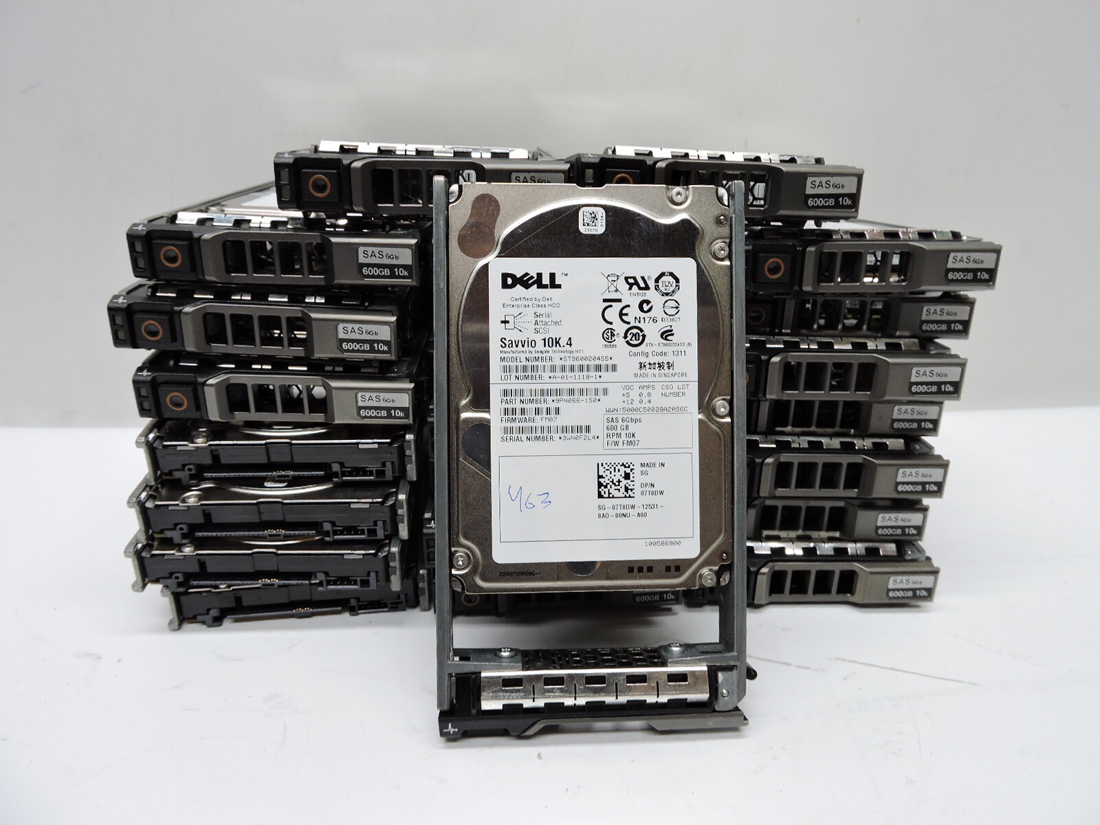 (LOT OF 24) Seagate Dell ST9600204SS 600 GB 2.5" SAS 2 Enterprise Hard Drive NEW