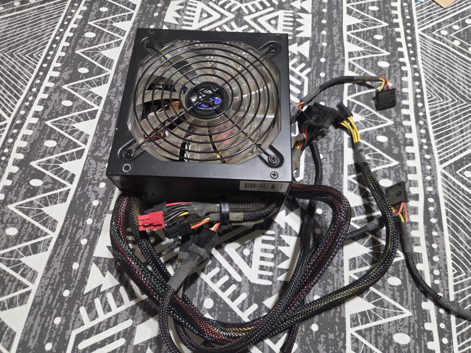 Raidmax RX-630SS ATX Power Supply 630W SLI Ready 24 Pin 6 Pin PCIe 110V/230V