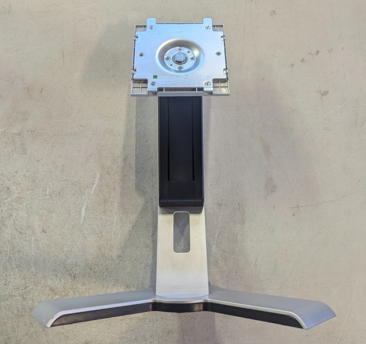 05620-E-77K-11731 Dell 1708FPt 1908FPt LCD Monitor Stand Base Silver Black