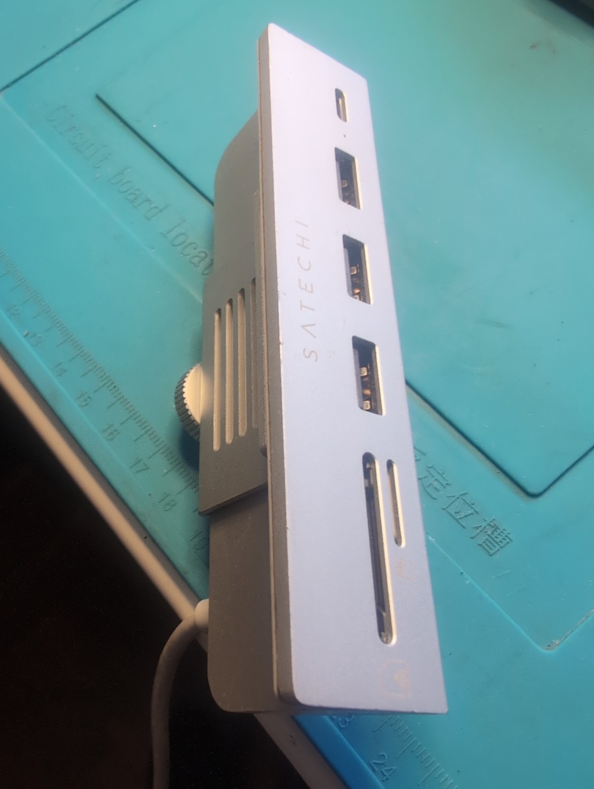 Satechi USB-C Multiport Adapter