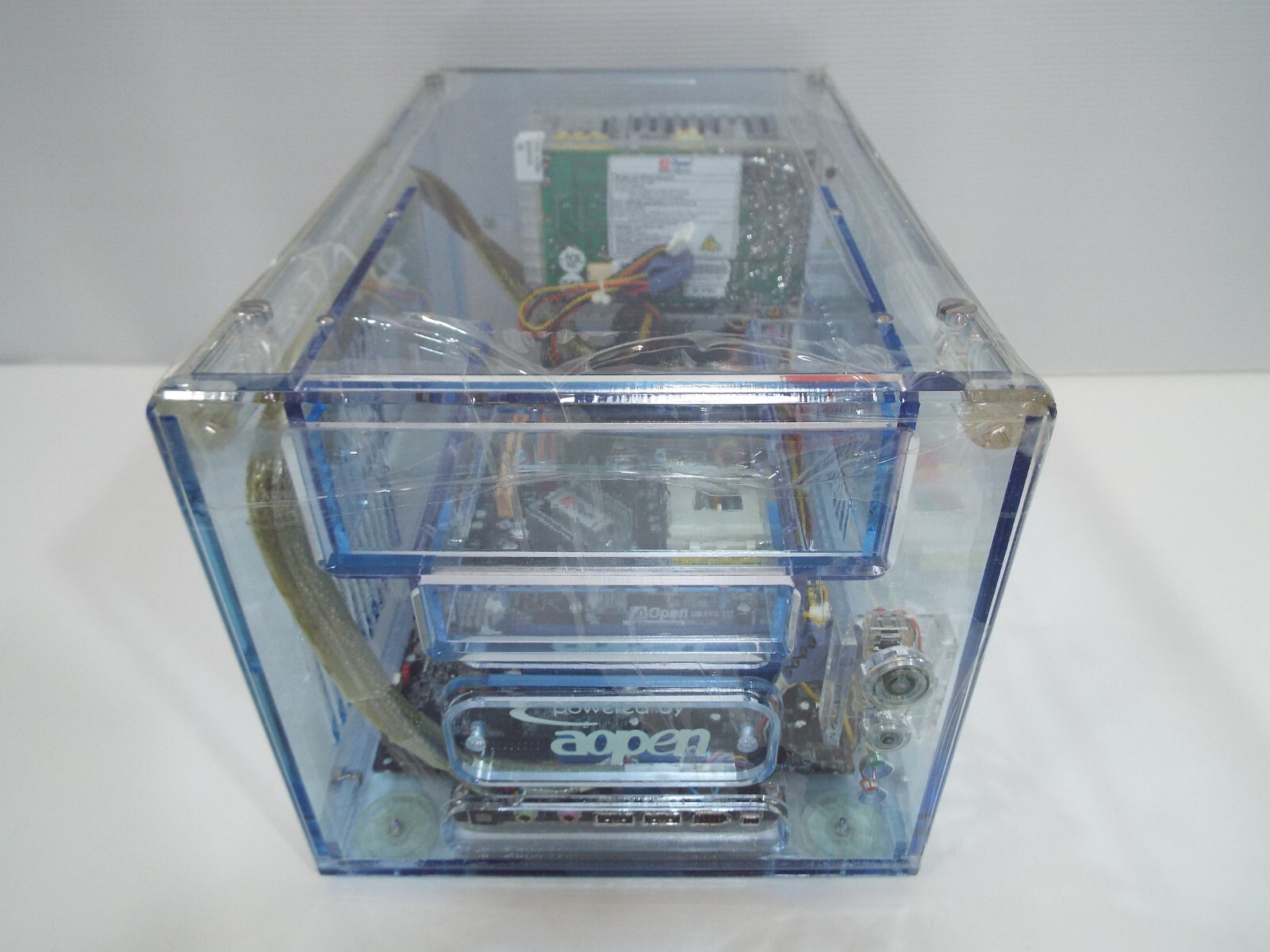 AOpen XC Cube Silent Sea Socket A Blue Crystal Acrylic Transparent Computer Case