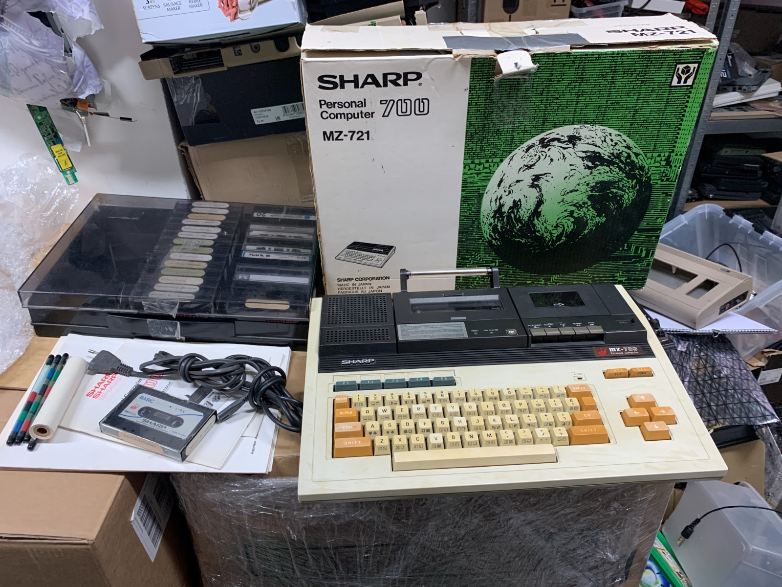 Sharp MZ-700 ( MZ -731 )