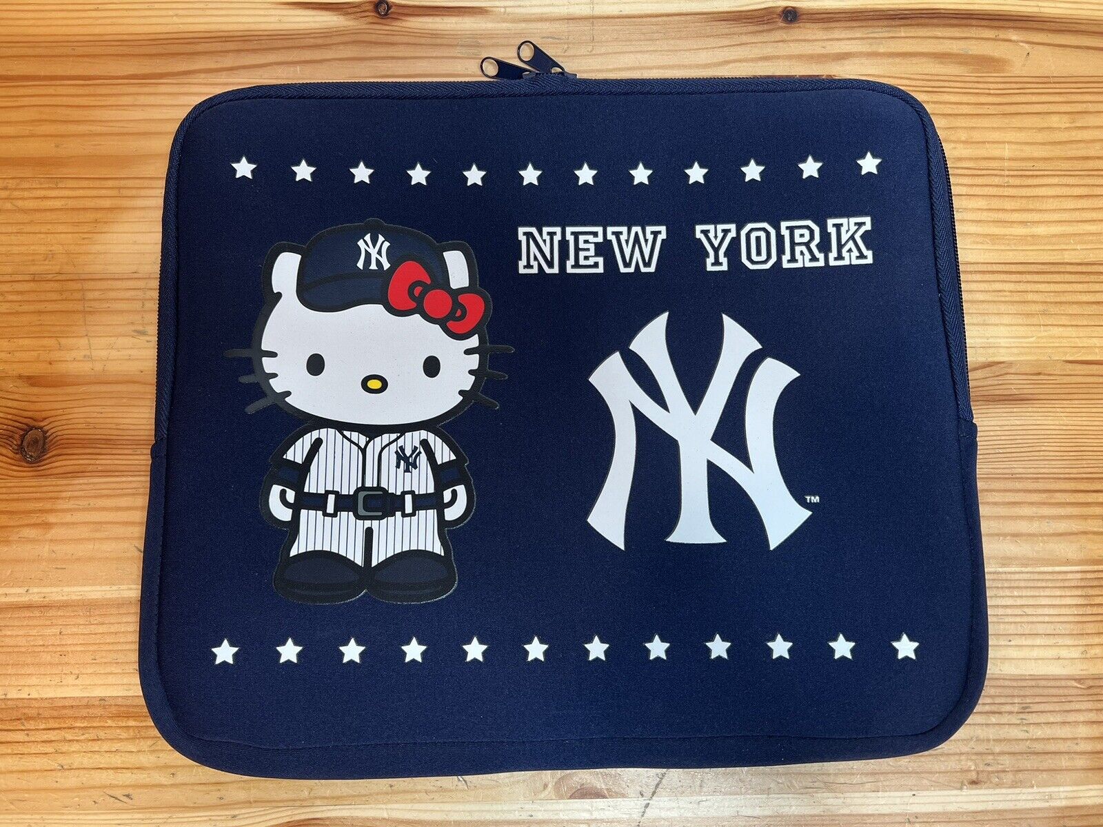 Unique Rare Sanrio Hello Kitty NY Yankees Blue White Zippered Laptop Sleeve 15”