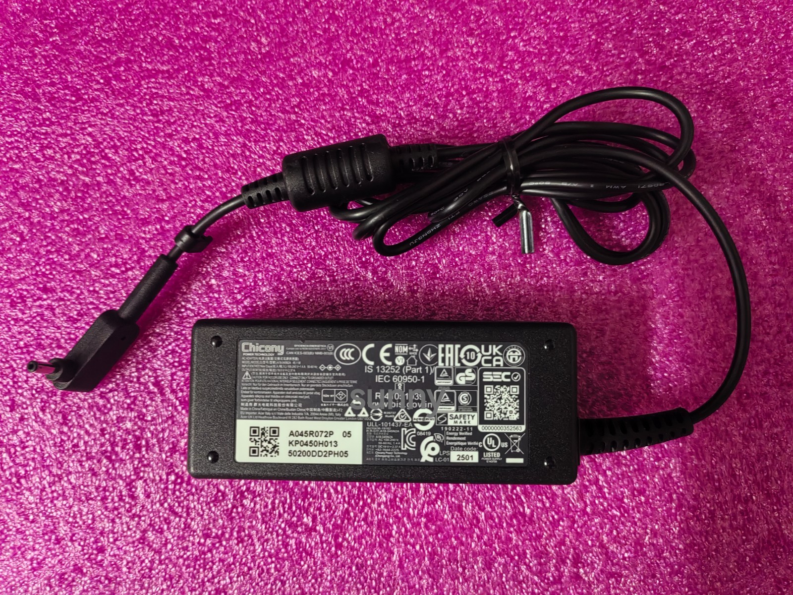 A18-045N2A 3.0mm 45W For Acer Aspire 3 N22C6 A315-59-52ME Chicony 19V 2.37A OEM