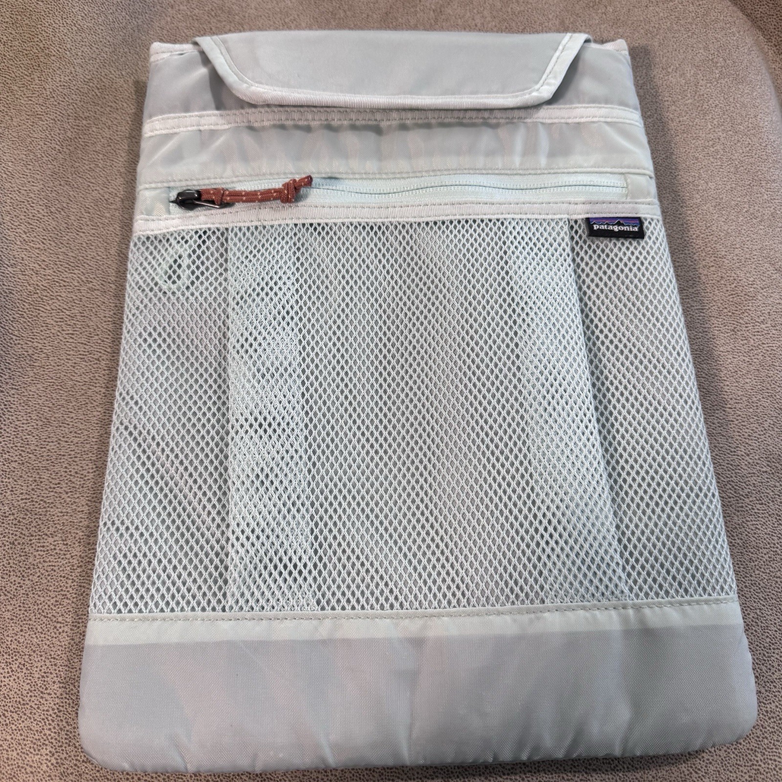 Patagonia Refugio Gray Padded Laptop Tablet Sleeve Bag Case Mesh Zip Pocket 13"