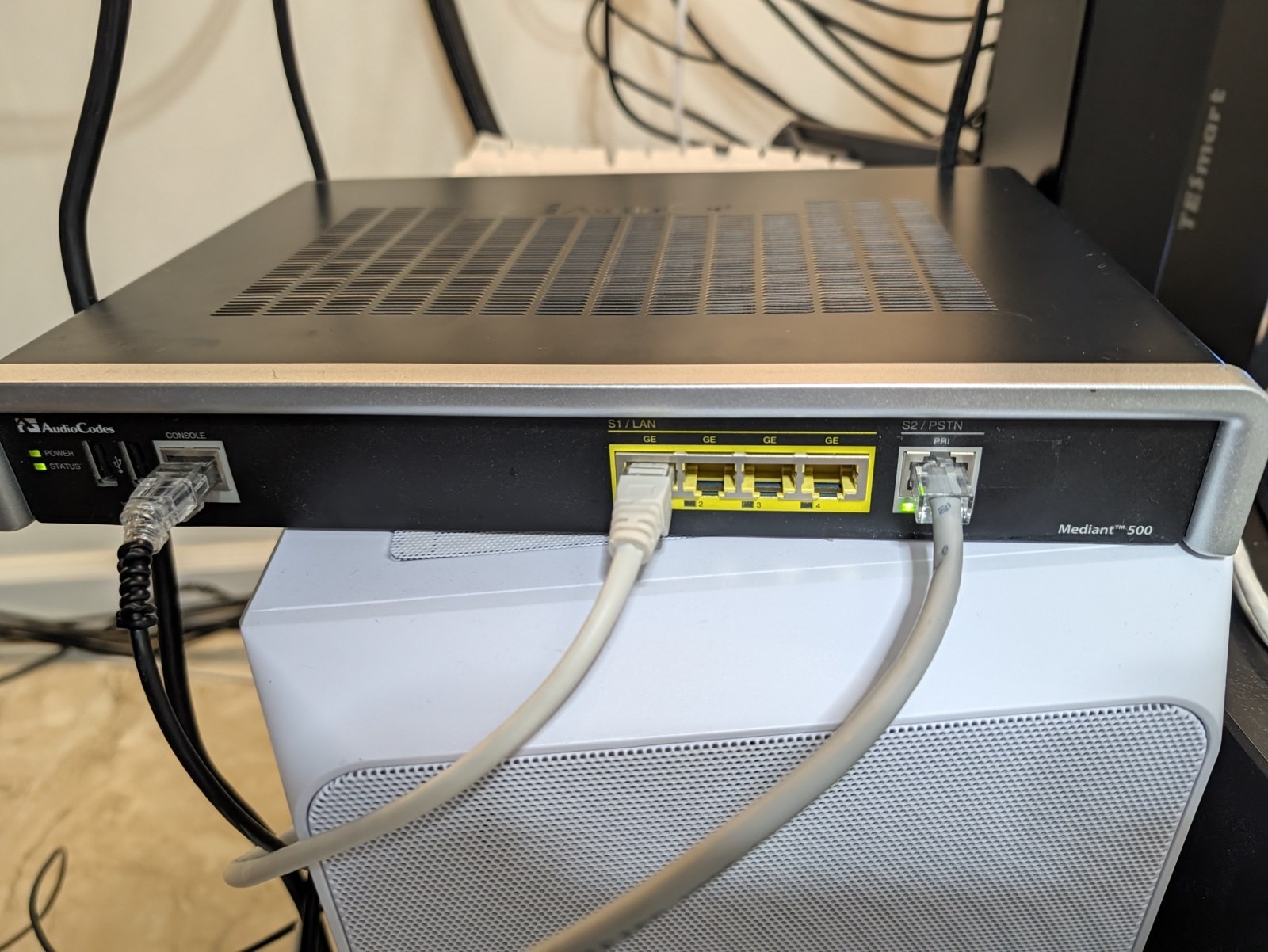 AudioCodes Mediant 500 M500 SBC VoIP Gateway 1x T1/E1 PRI 4x GE GGWA00031 Tested