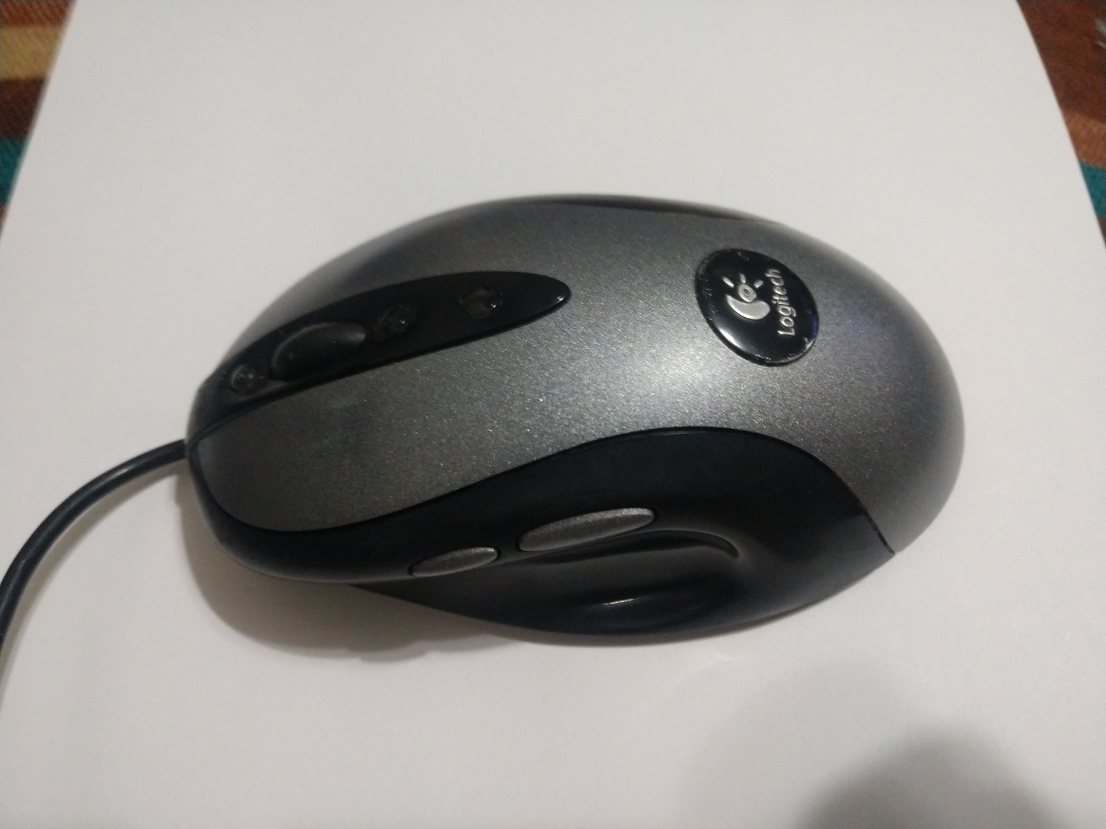Logitech MX500 Optical Gaming Mouse Wired USB 8 Button Silver Black Tested Works