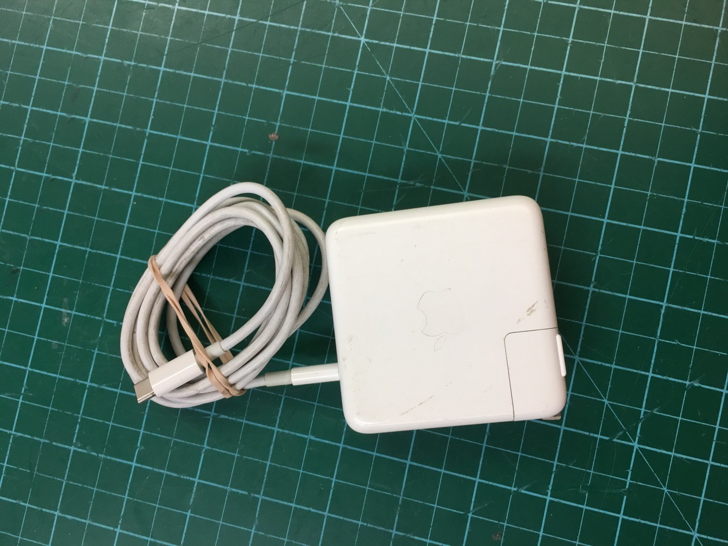 Apple Macbook USB-C Type C AC Power Adapter Charger 20.3V 3A 9V 3A 5.2V 2.4A