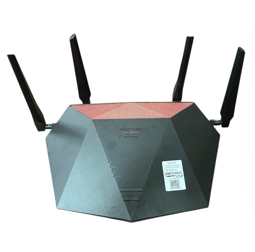 NETGEAR Nighthawk Pro Gaming 6-Stream WiFi 6 Router (XR1000)