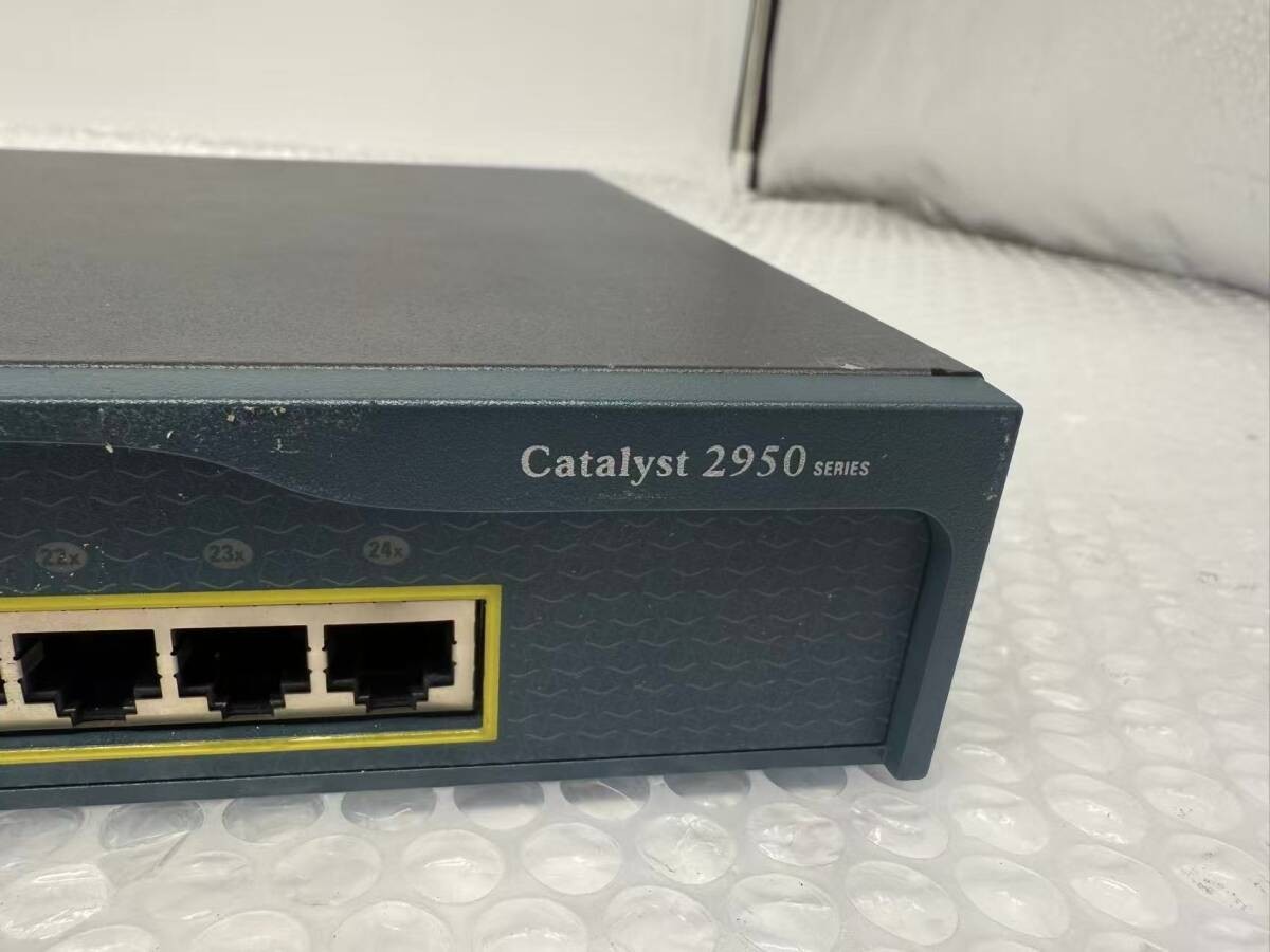 Cisco Catalyst 2950C-24 24-Port 10/100 Ethernet Switch Data erased factory rese